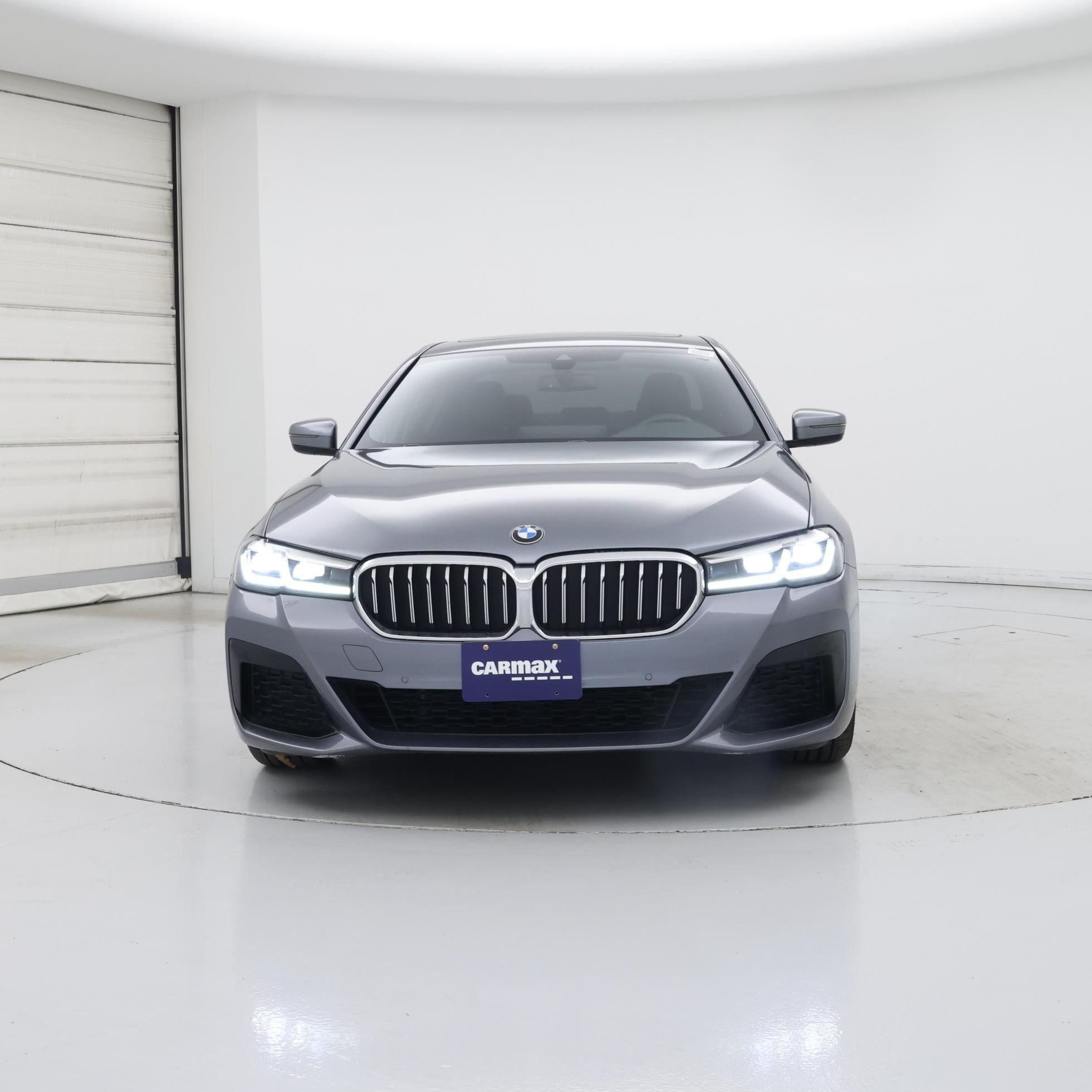 Thumbnail: 2021 BMW 5 Series - 5