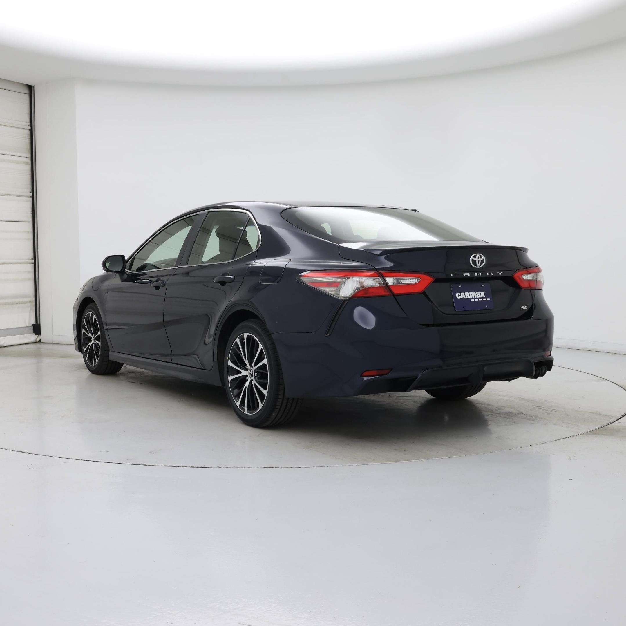 Thumbnail: 2018 Toyota Camry - 2
