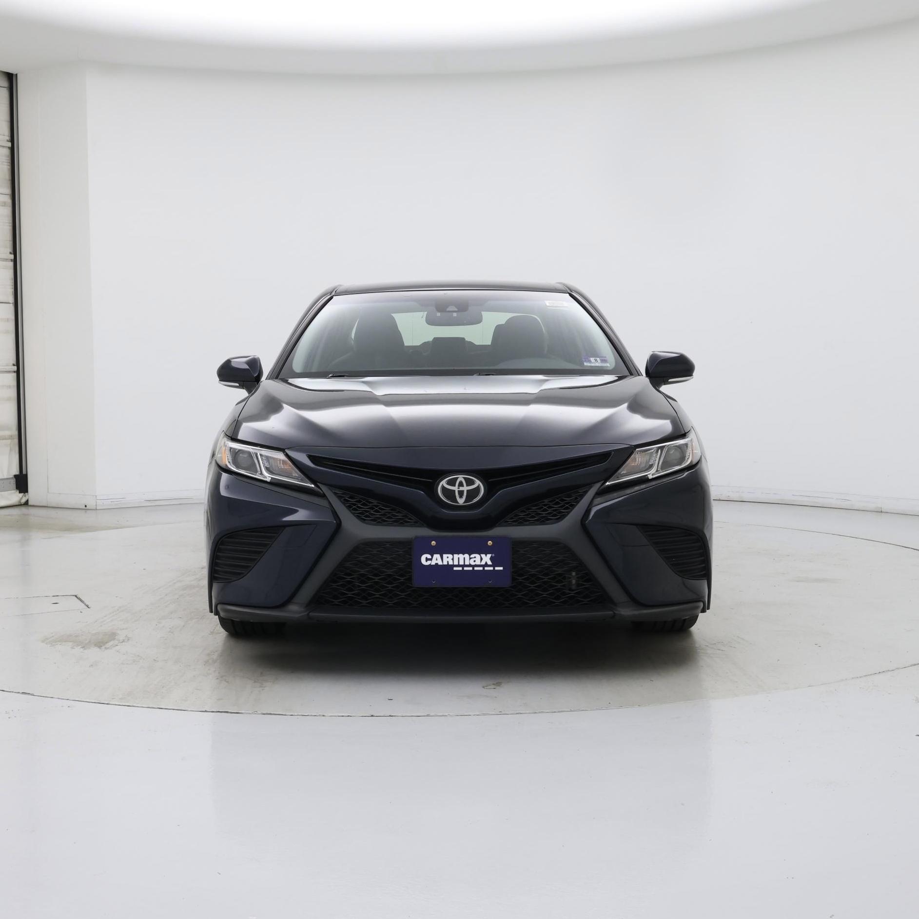 Thumbnail: 2018 Toyota Camry - 5