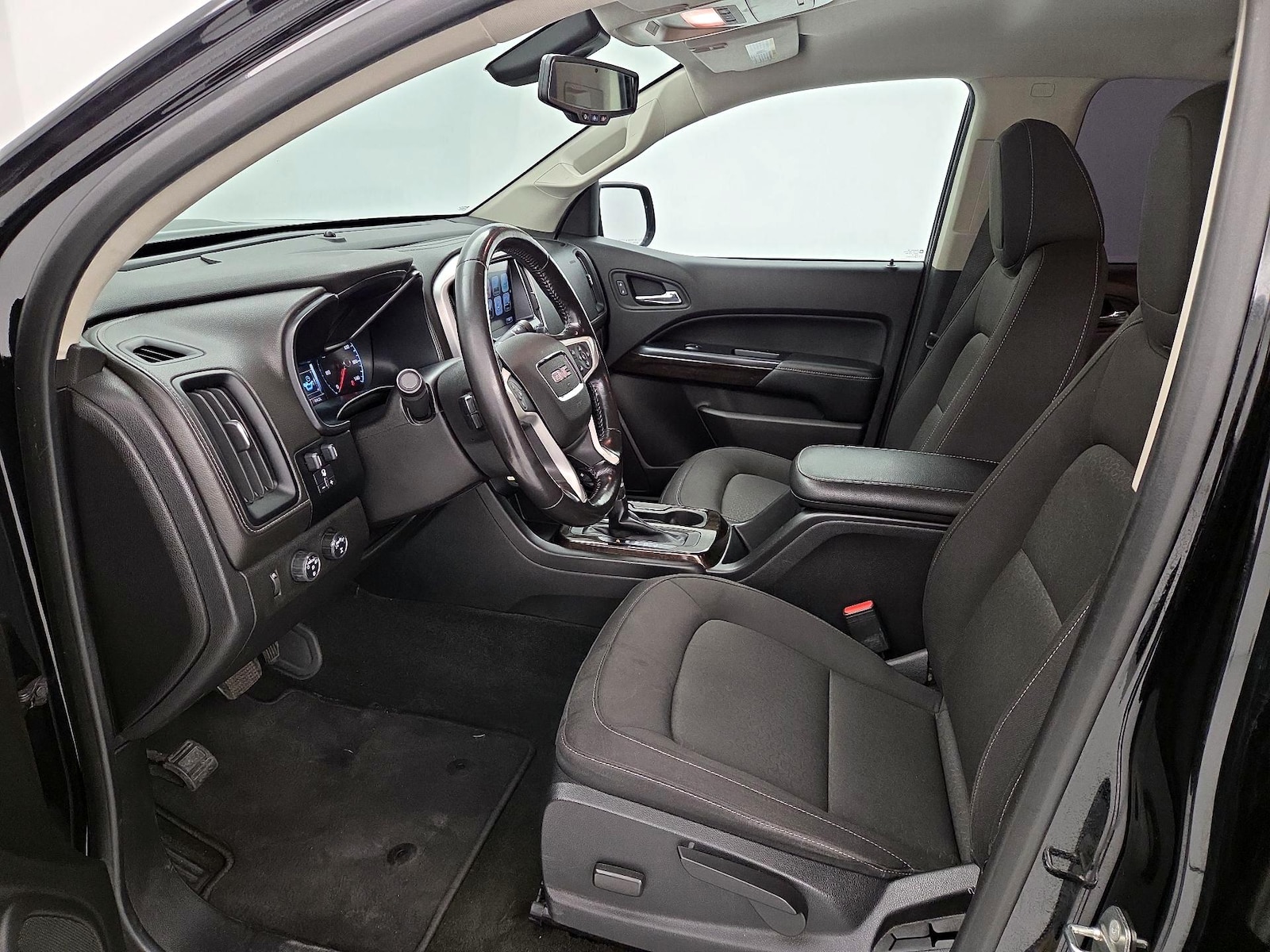 2018 GMC Canyon SLE - Photo 12