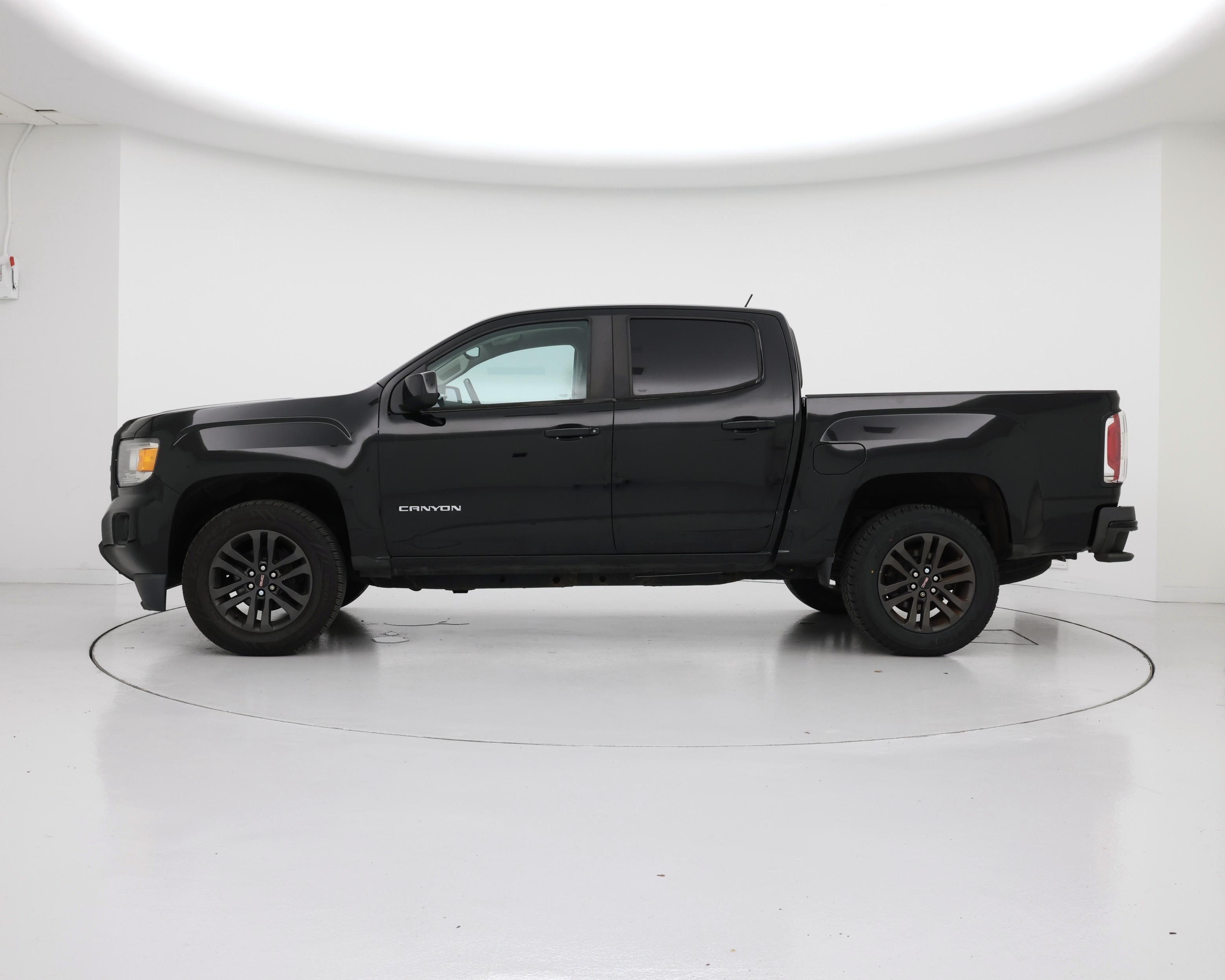 Thumbnail: 2018 GMC Canyon - 3