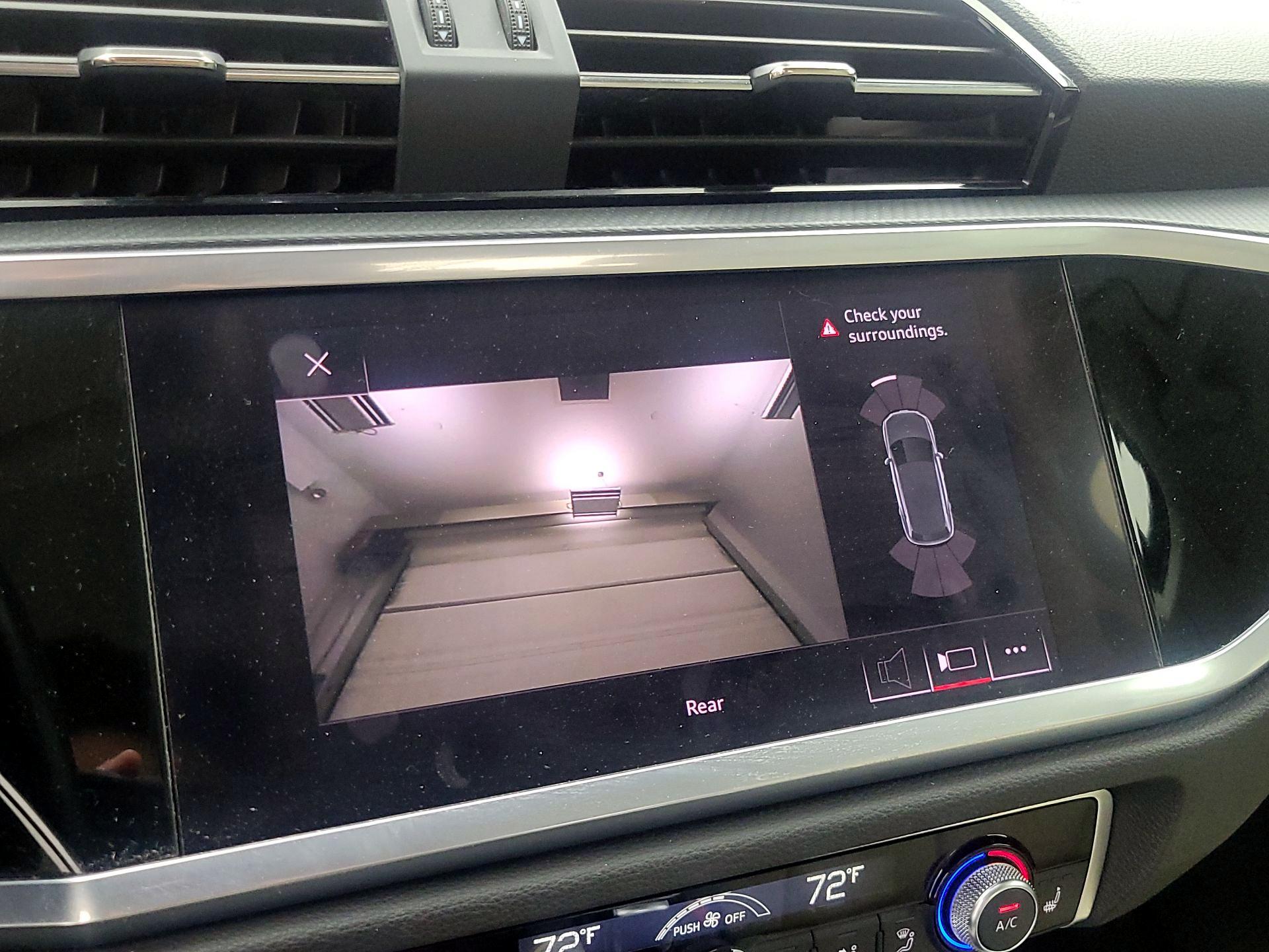 Thumbnail: 2021 Audi Q3 - 13