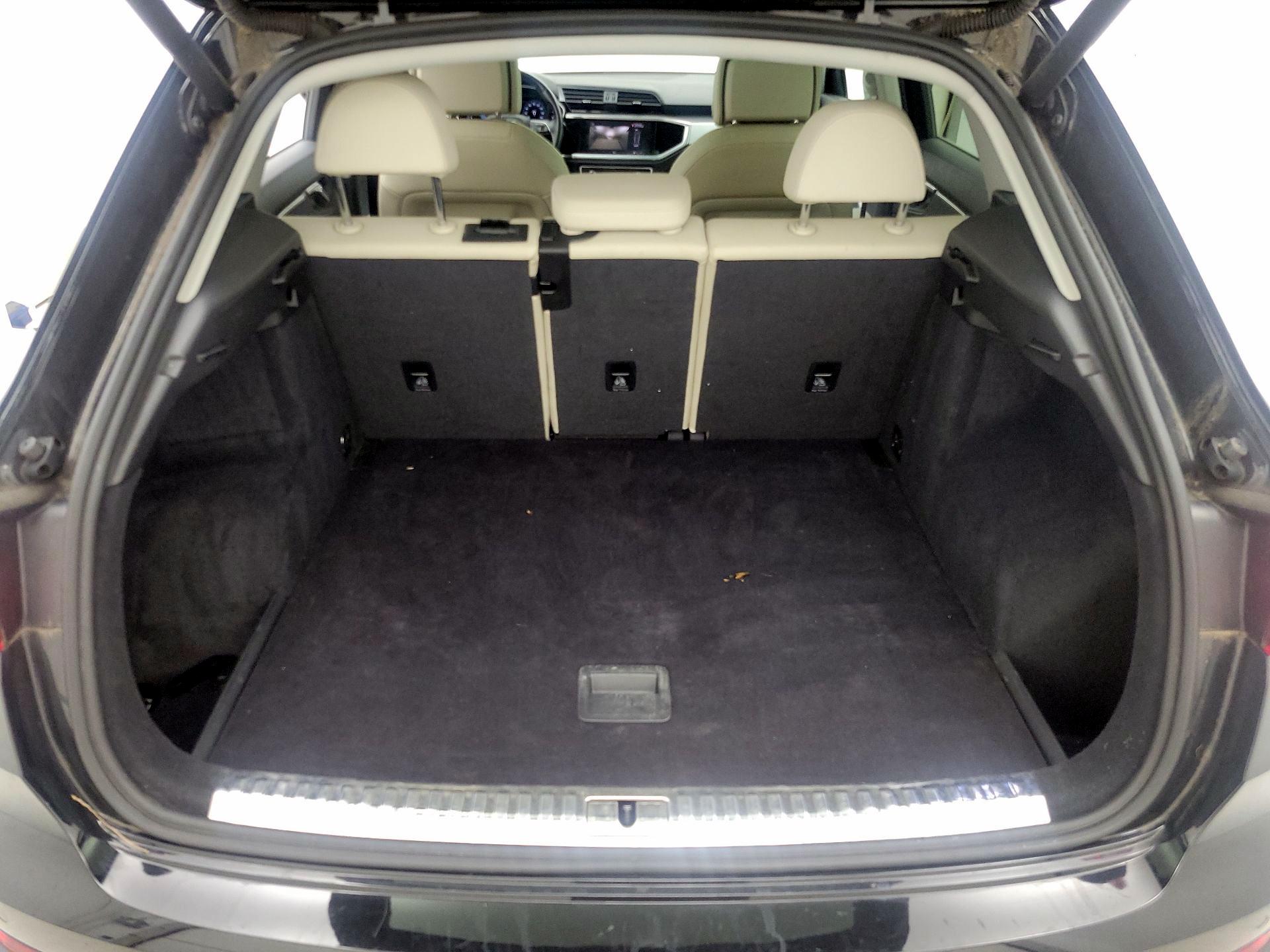 Thumbnail: 2021 Audi Q3 - 20