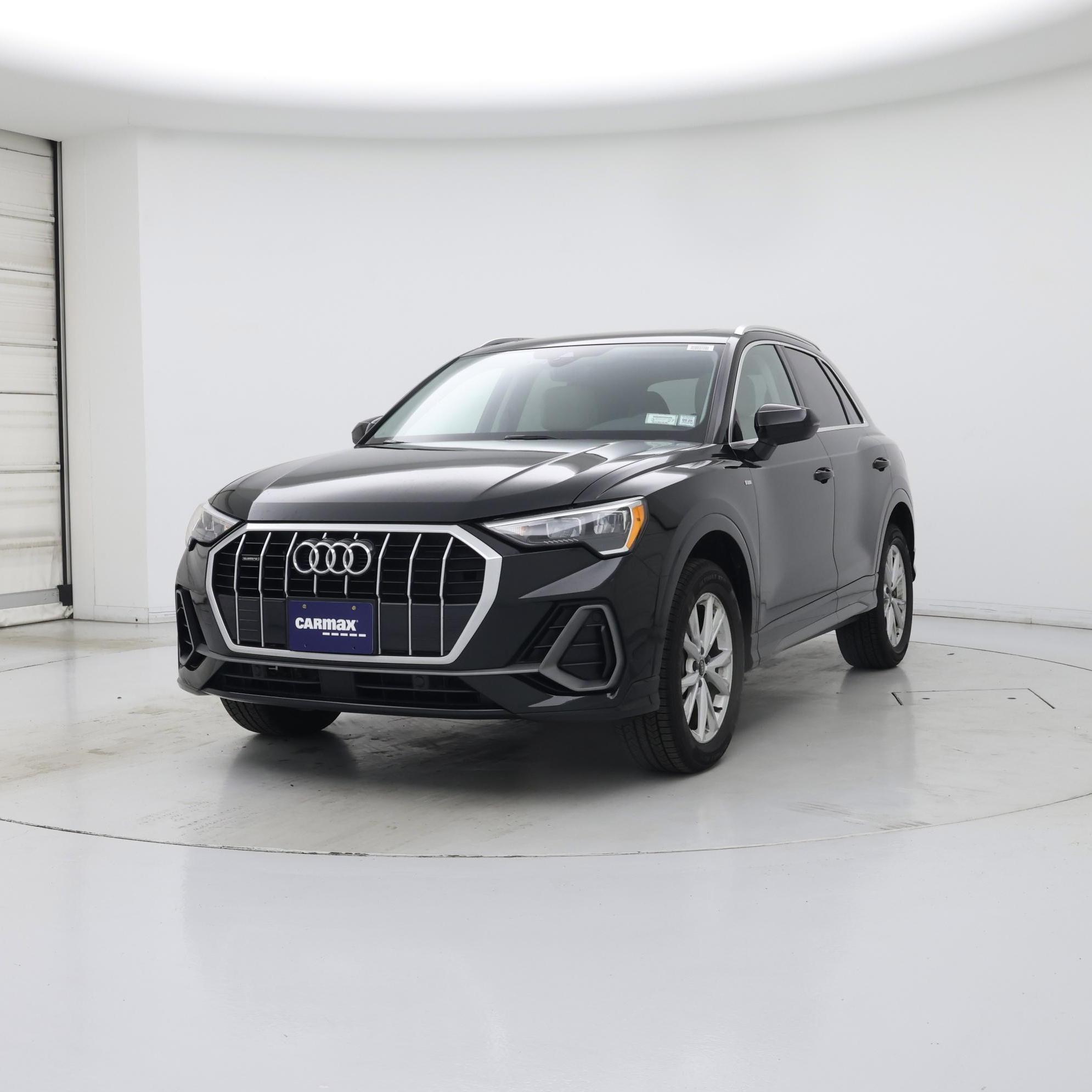 Thumbnail: 2021 Audi Q3 - 4
