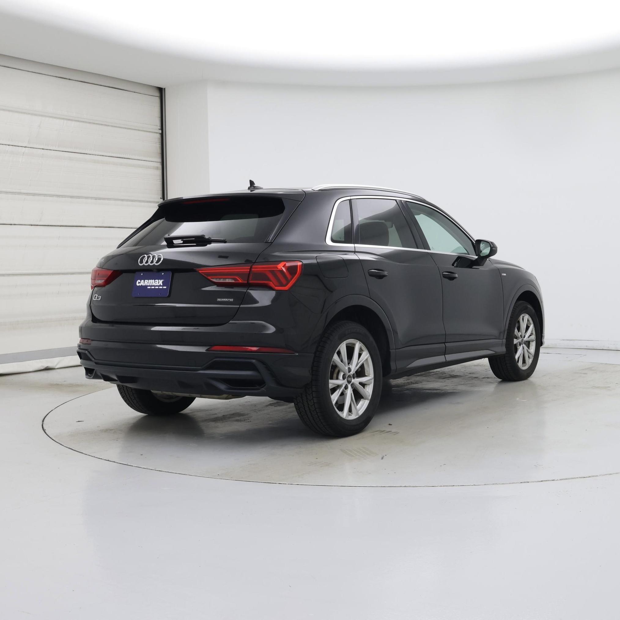 Thumbnail: 2021 Audi Q3 - 8