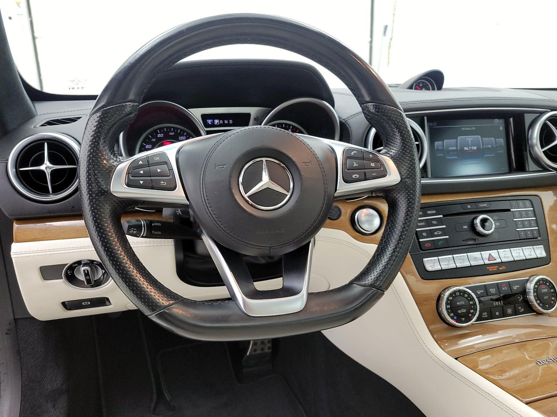Thumbnail: 2017 Mercedes-Benz SL-Class - 10