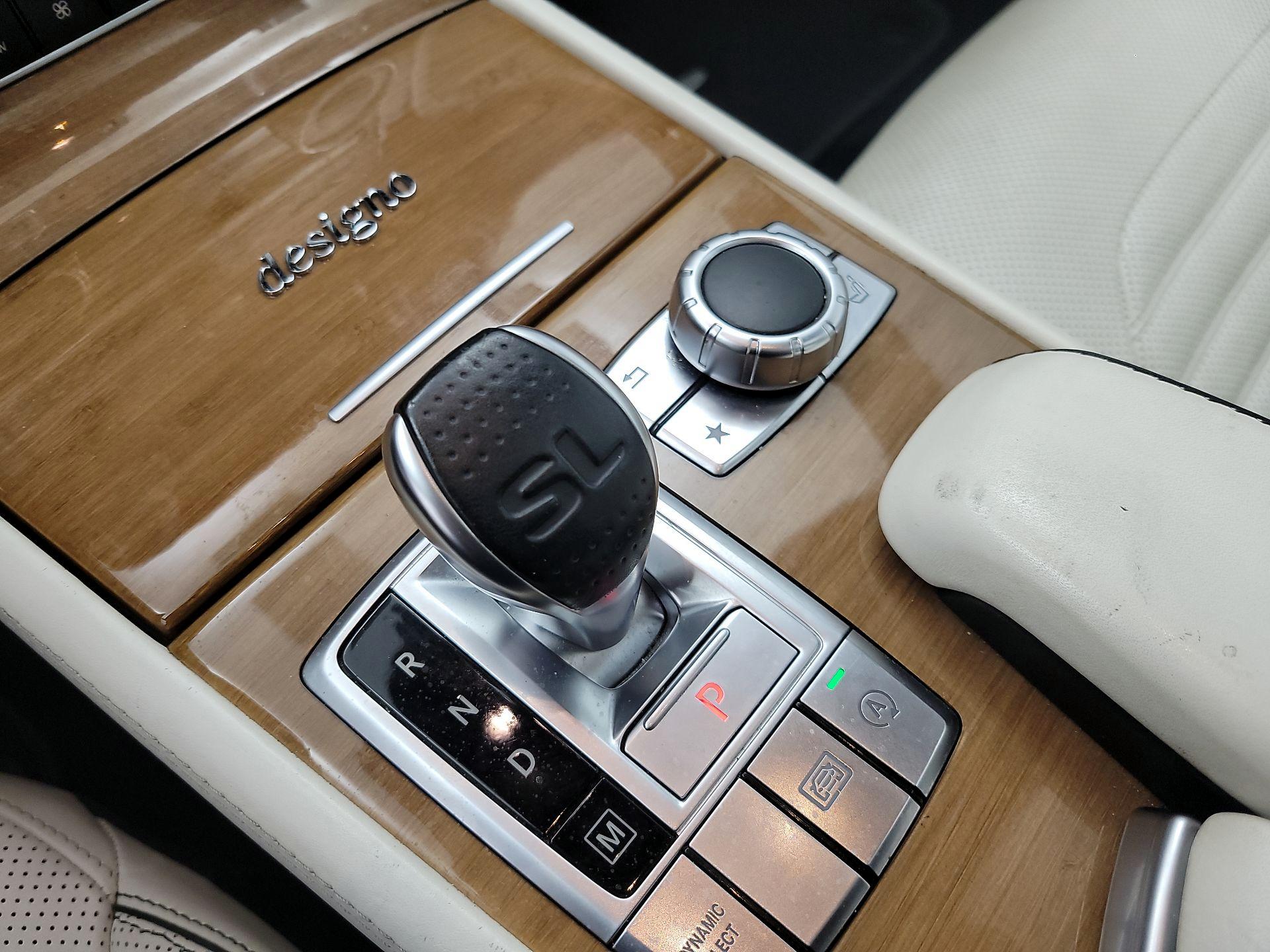 Thumbnail: 2017 Mercedes-Benz SL-Class - 16