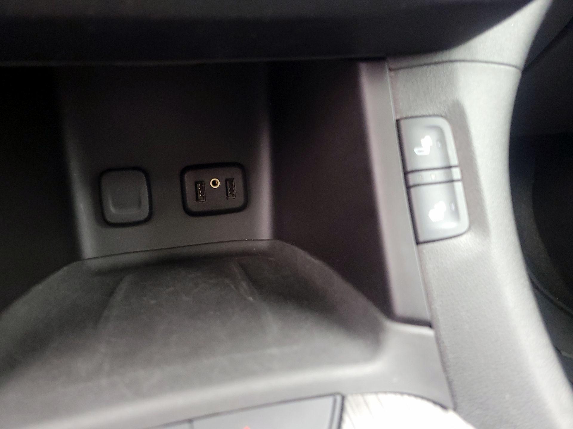 Thumbnail: 2019 GMC Acadia - 18