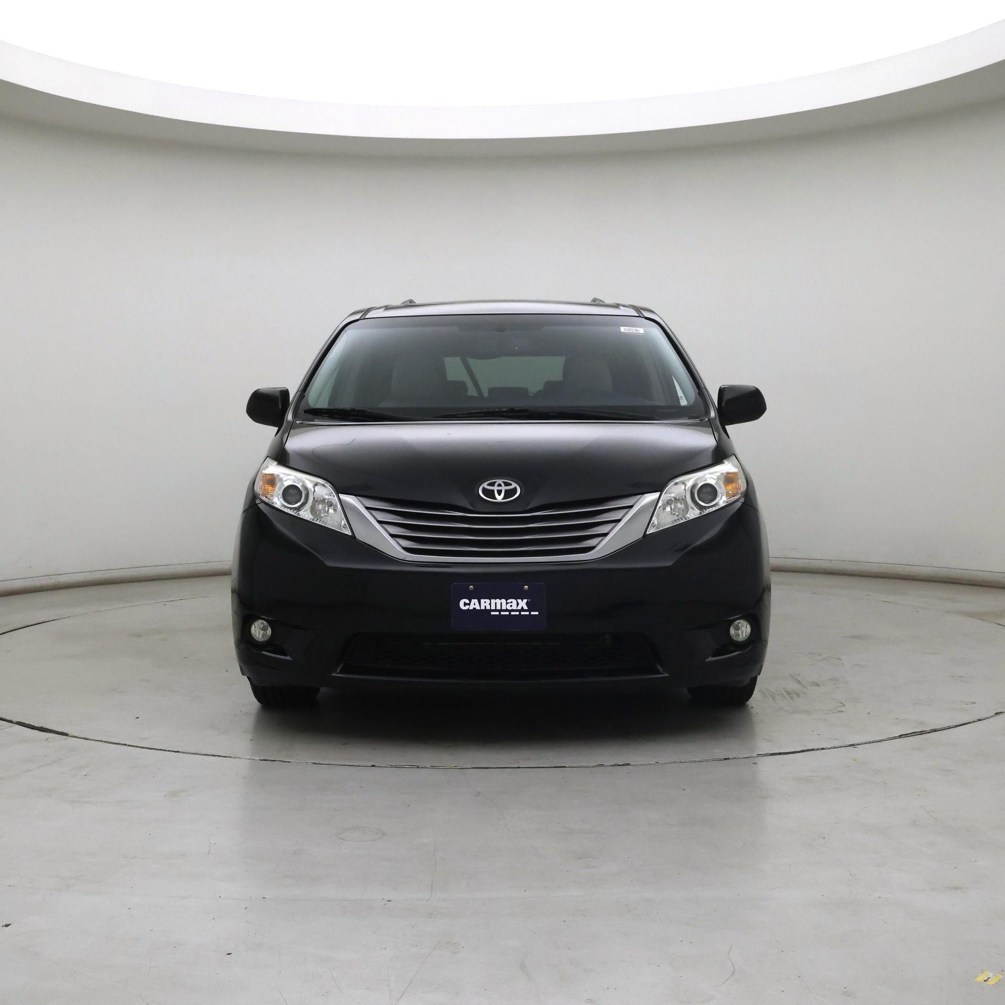 Thumbnail: 2016 Toyota Sienna - 5