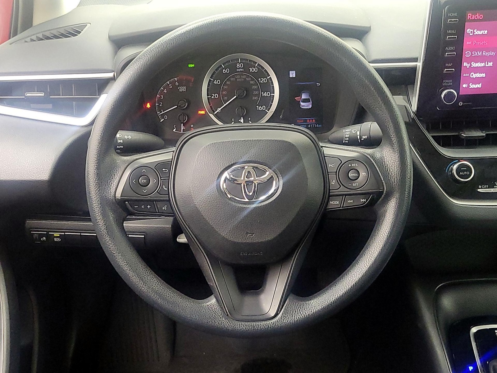 2021 Toyota Corolla LE - Photo 11