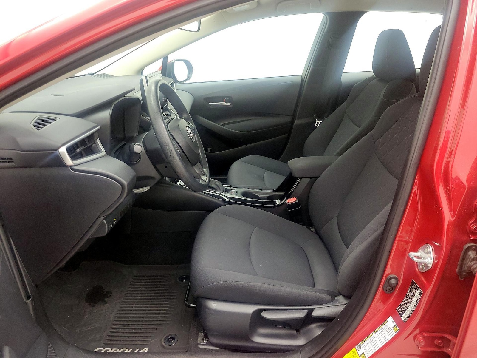 2021 Toyota Corolla LE - Photo 12