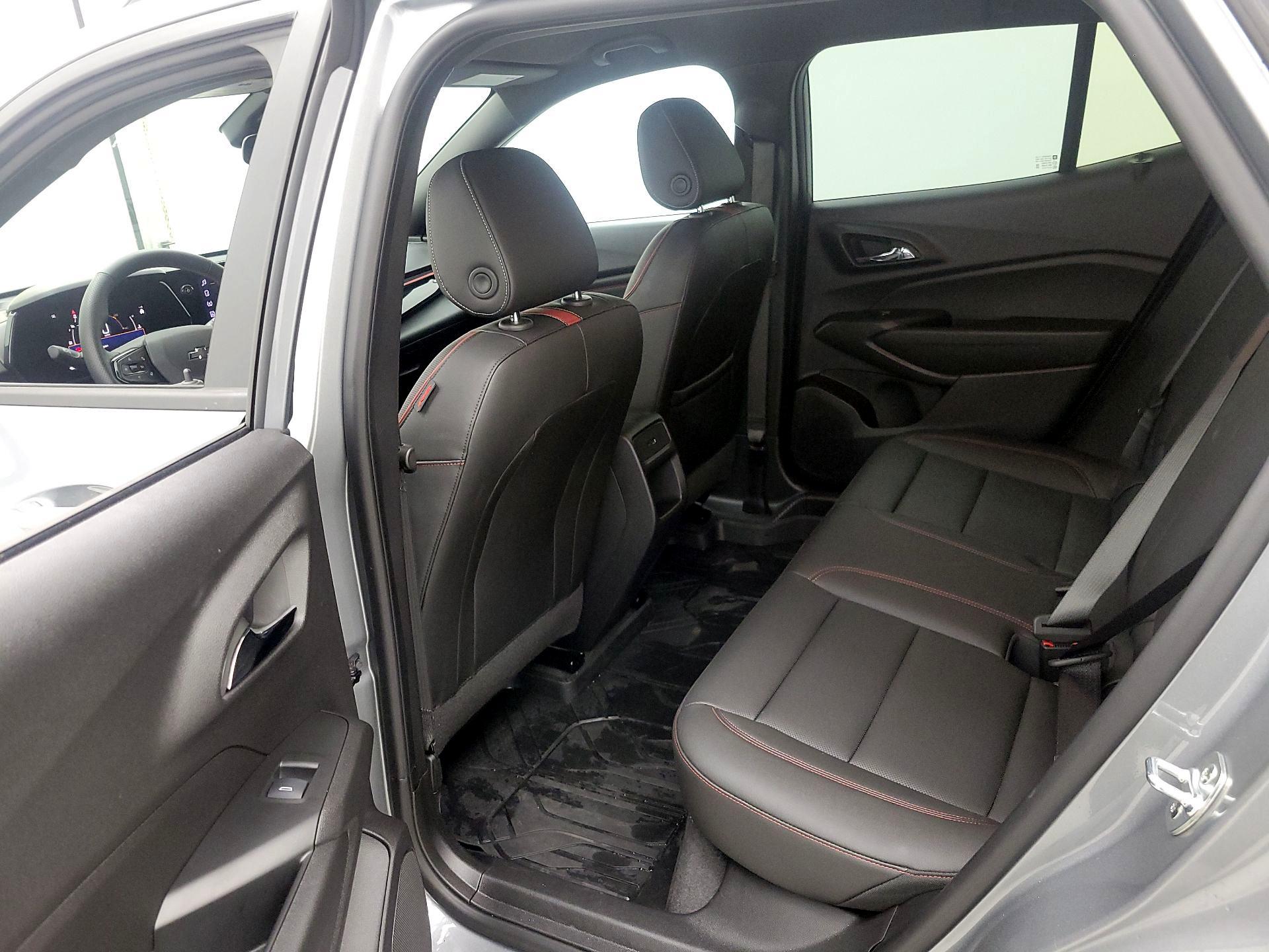 Thumbnail: 2025 Chevrolet Trax - 19
