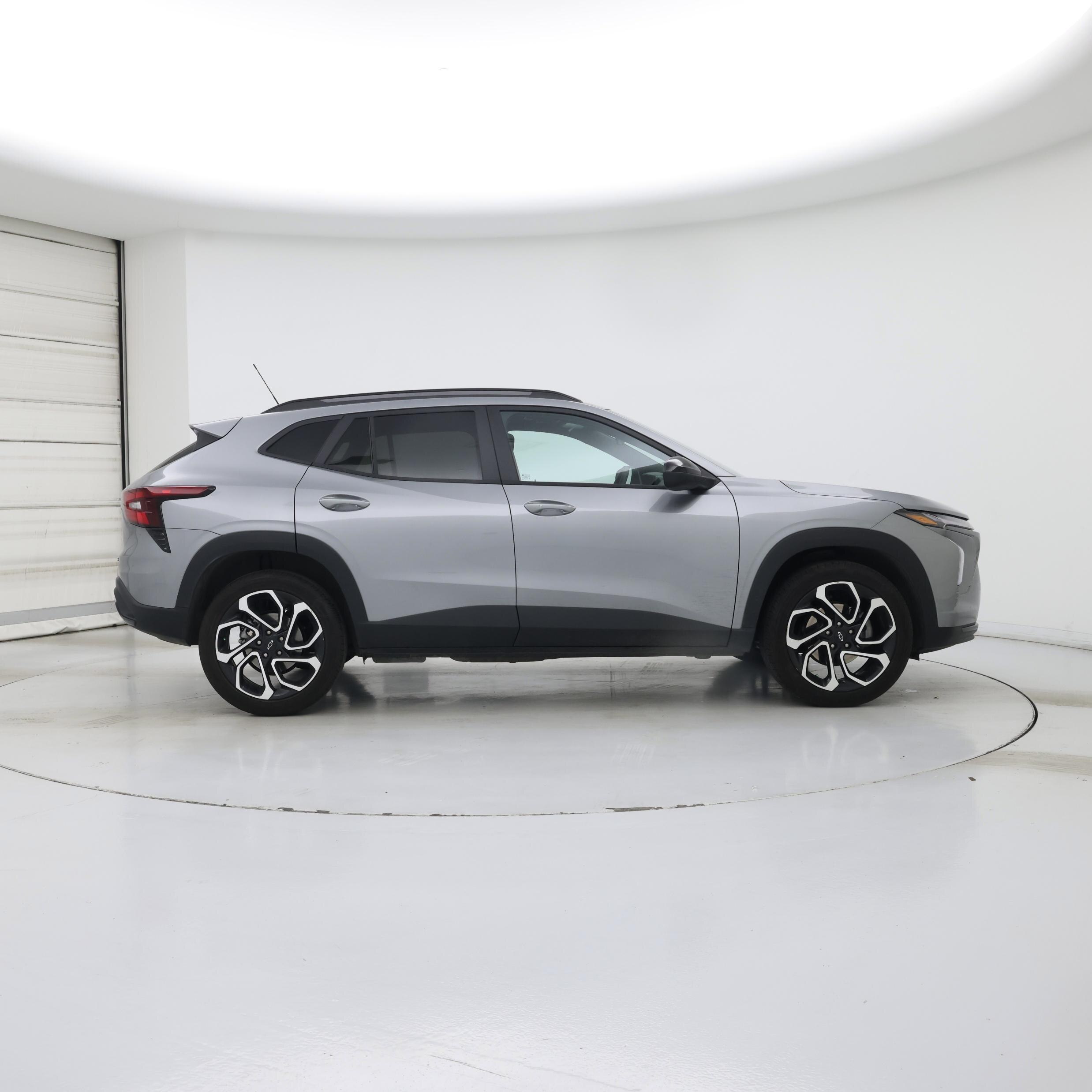 Thumbnail: 2025 Chevrolet Trax - 7