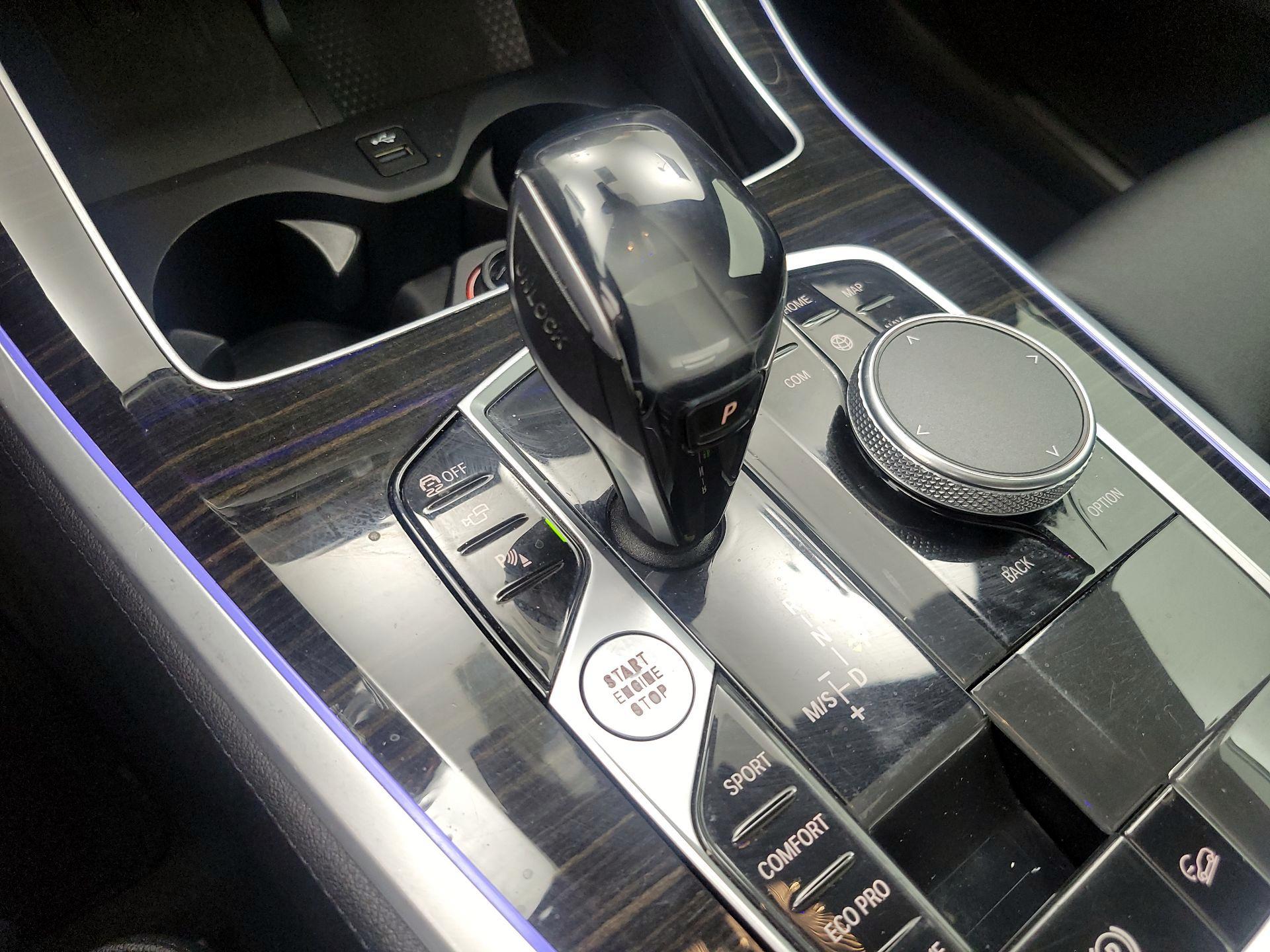 Thumbnail: 2021 BMW X5 - 18