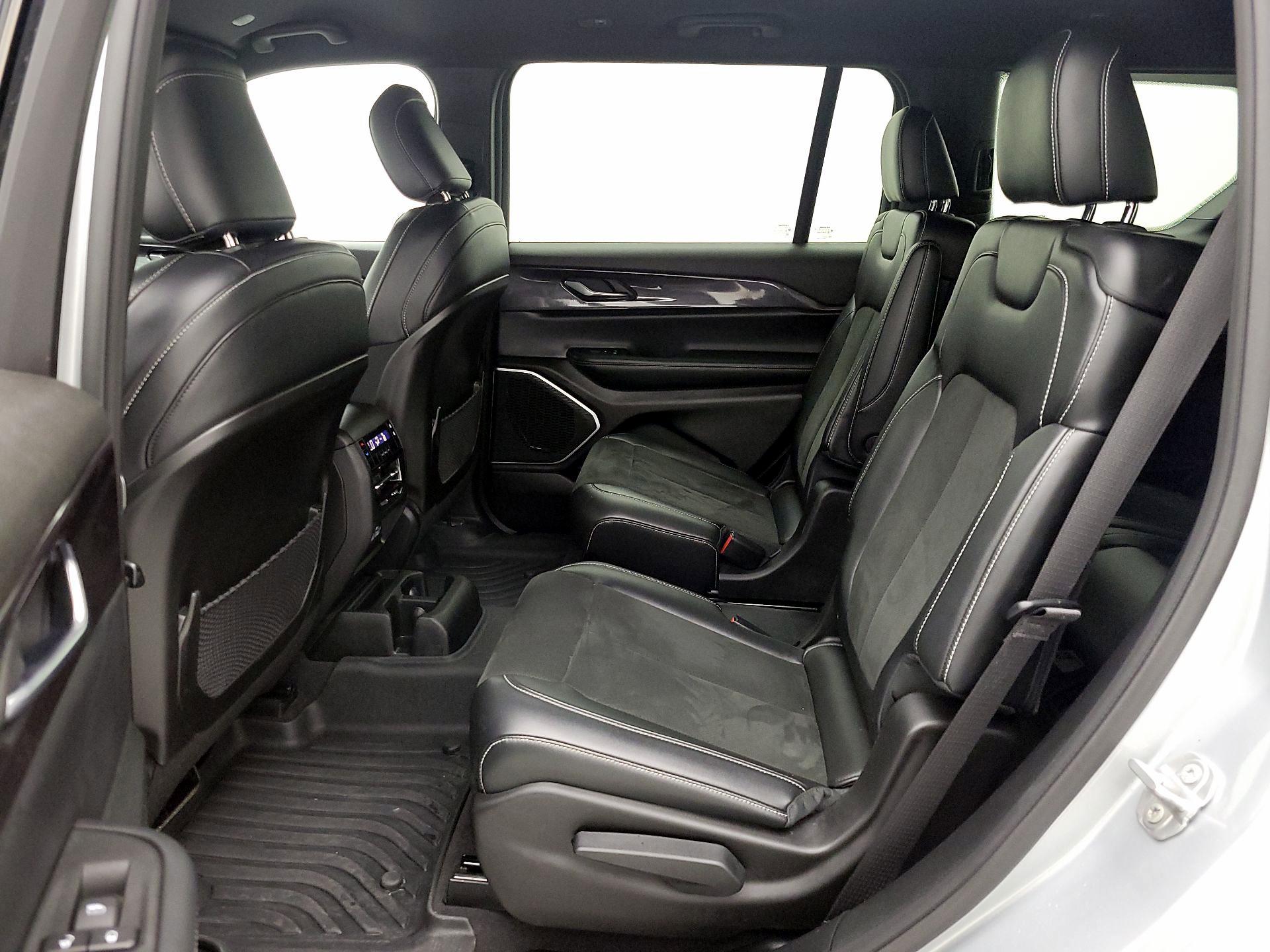 Thumbnail: 2021 Jeep Grand Cherokee L - 19