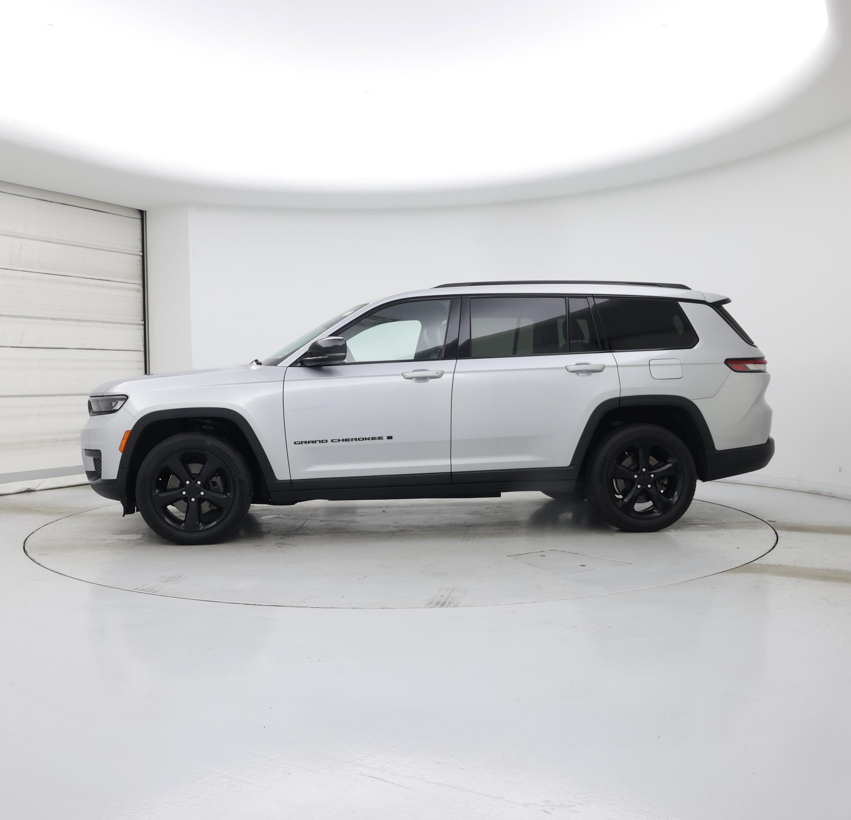 Thumbnail: 2021 Jeep Grand Cherokee L - 3
