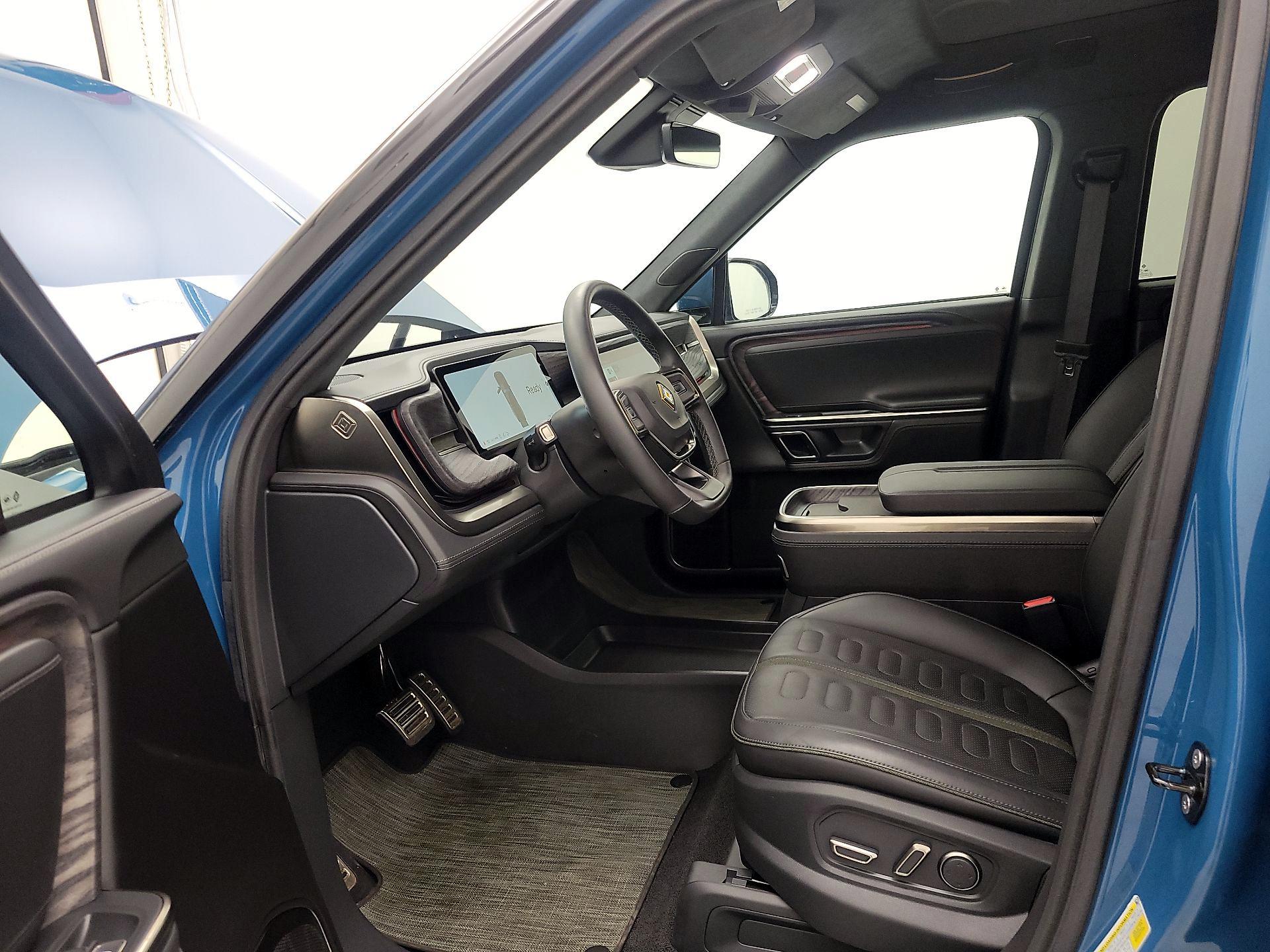 Thumbnail: 2022 Rivian R1T - 11