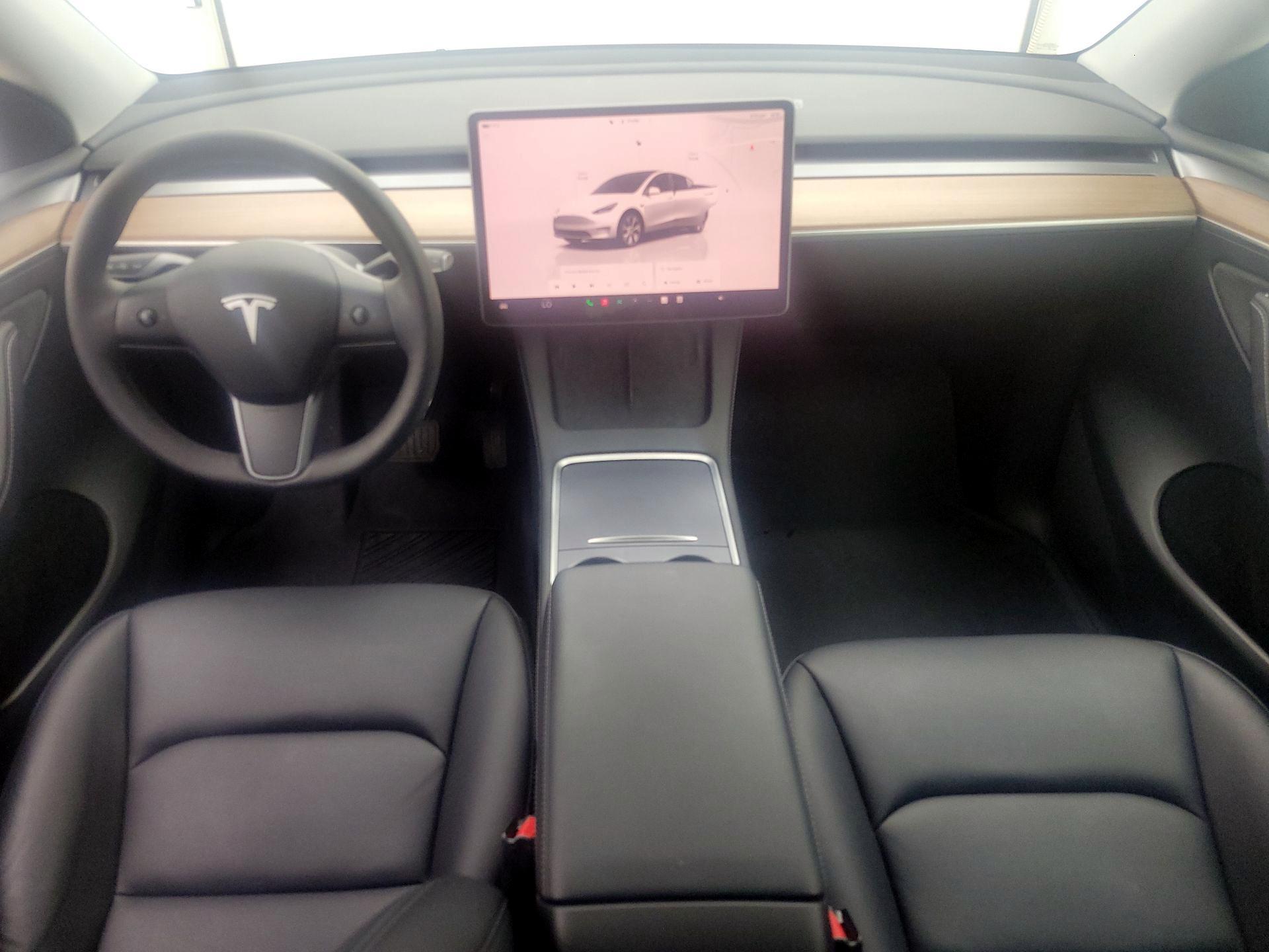 Thumbnail: 2023 Tesla Model Y - 9