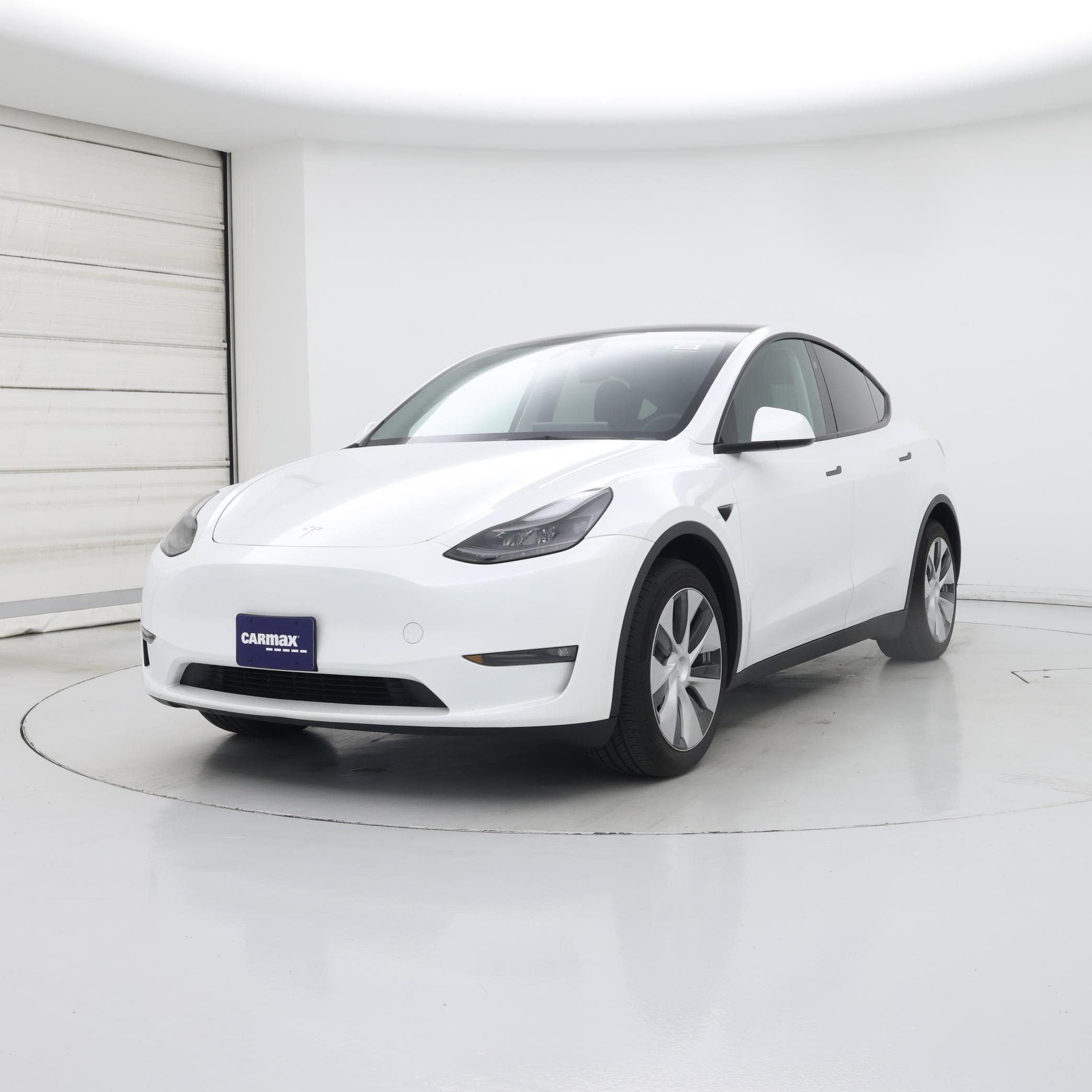 Thumbnail: 2023 Tesla Model Y - 4