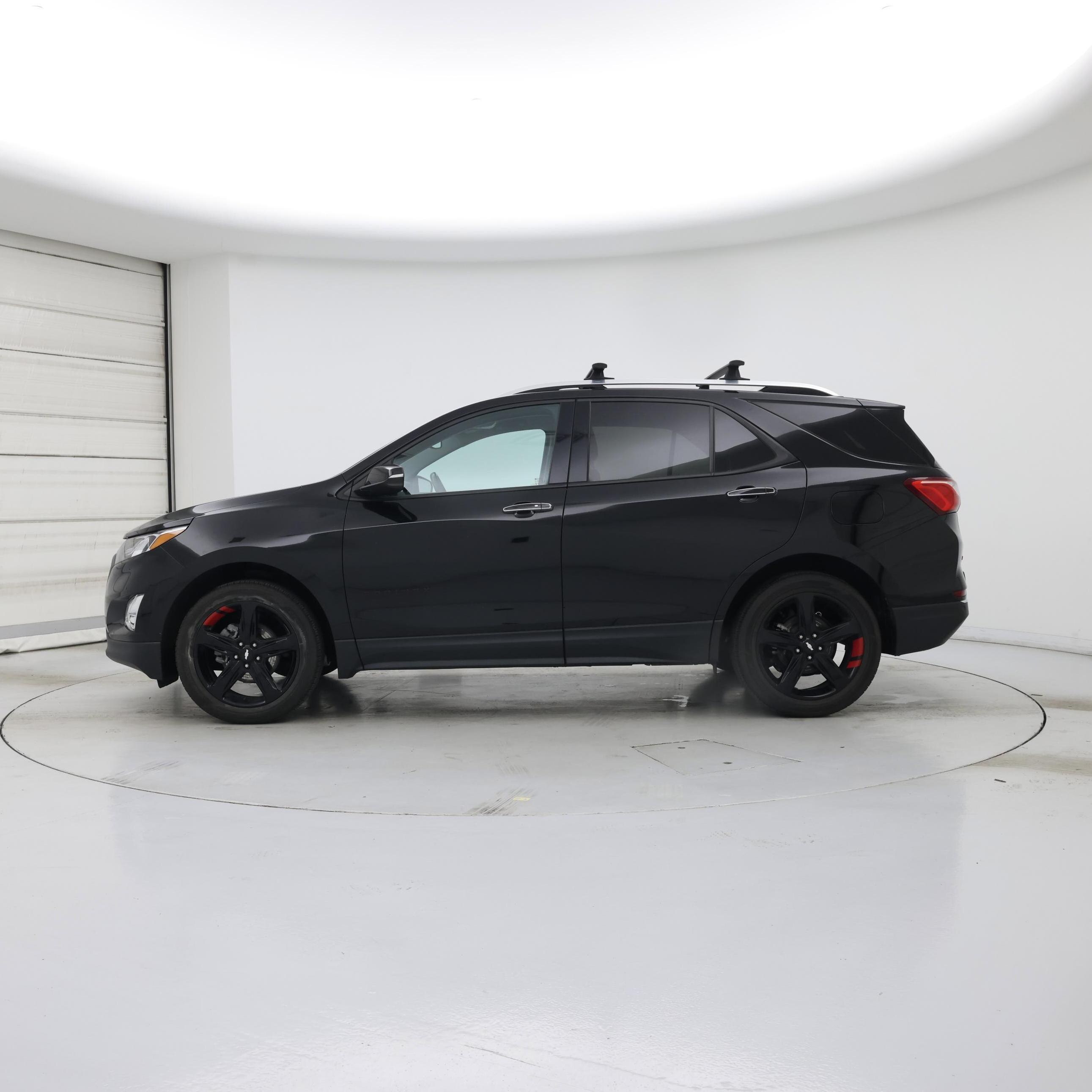 Thumbnail: 2021 Chevrolet Equinox - 3