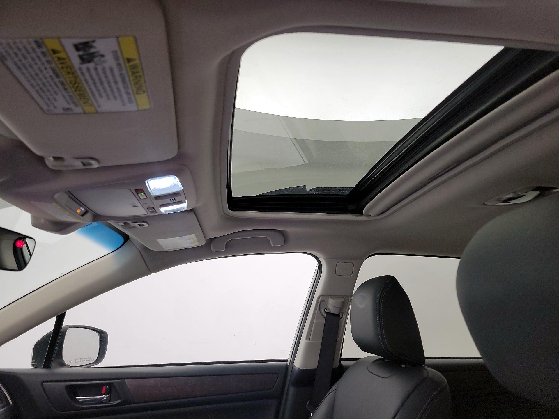 Thumbnail: 2019 Subaru Outback - 18