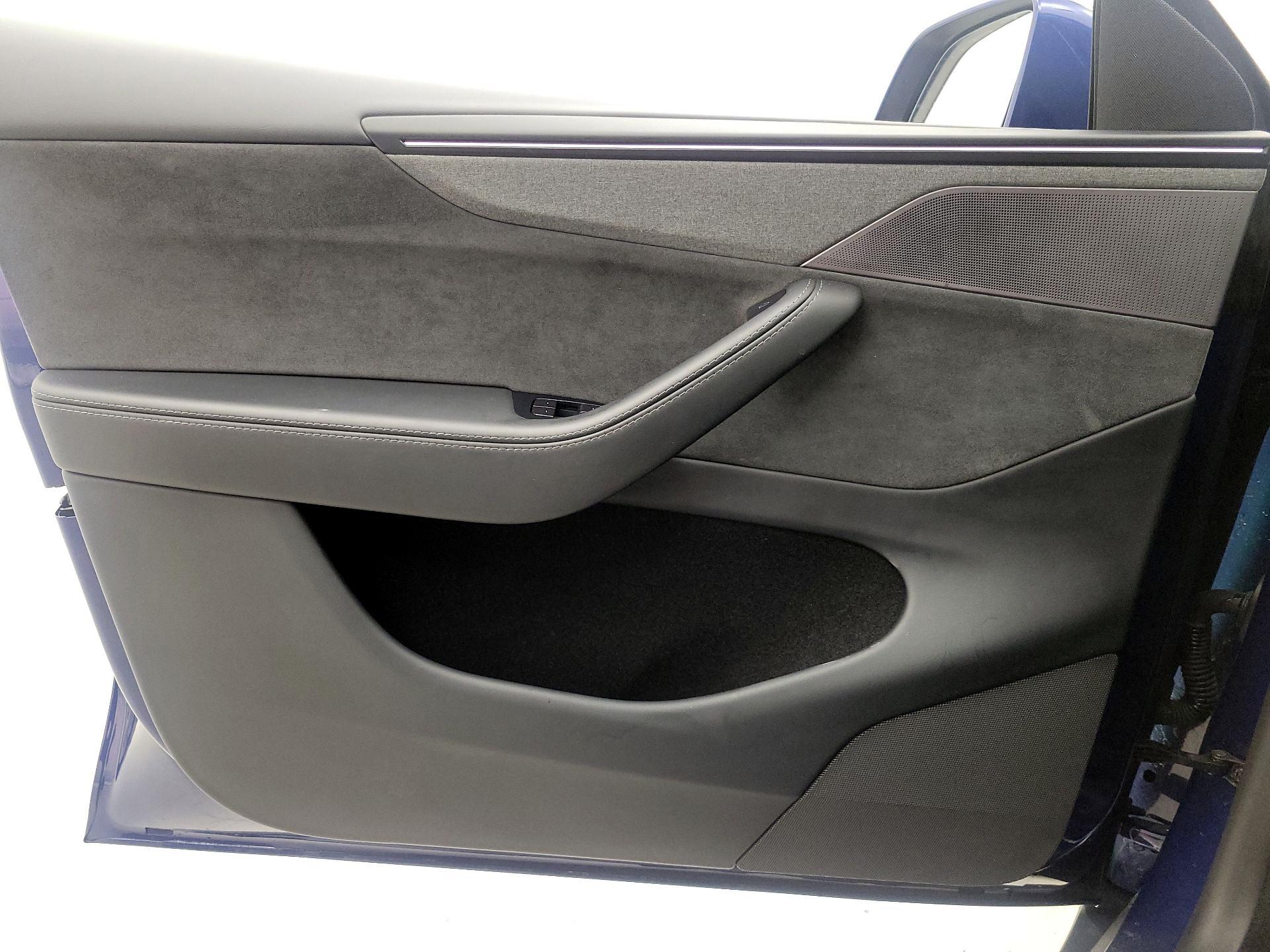 Thumbnail: 2026 Tesla Model Y - 12