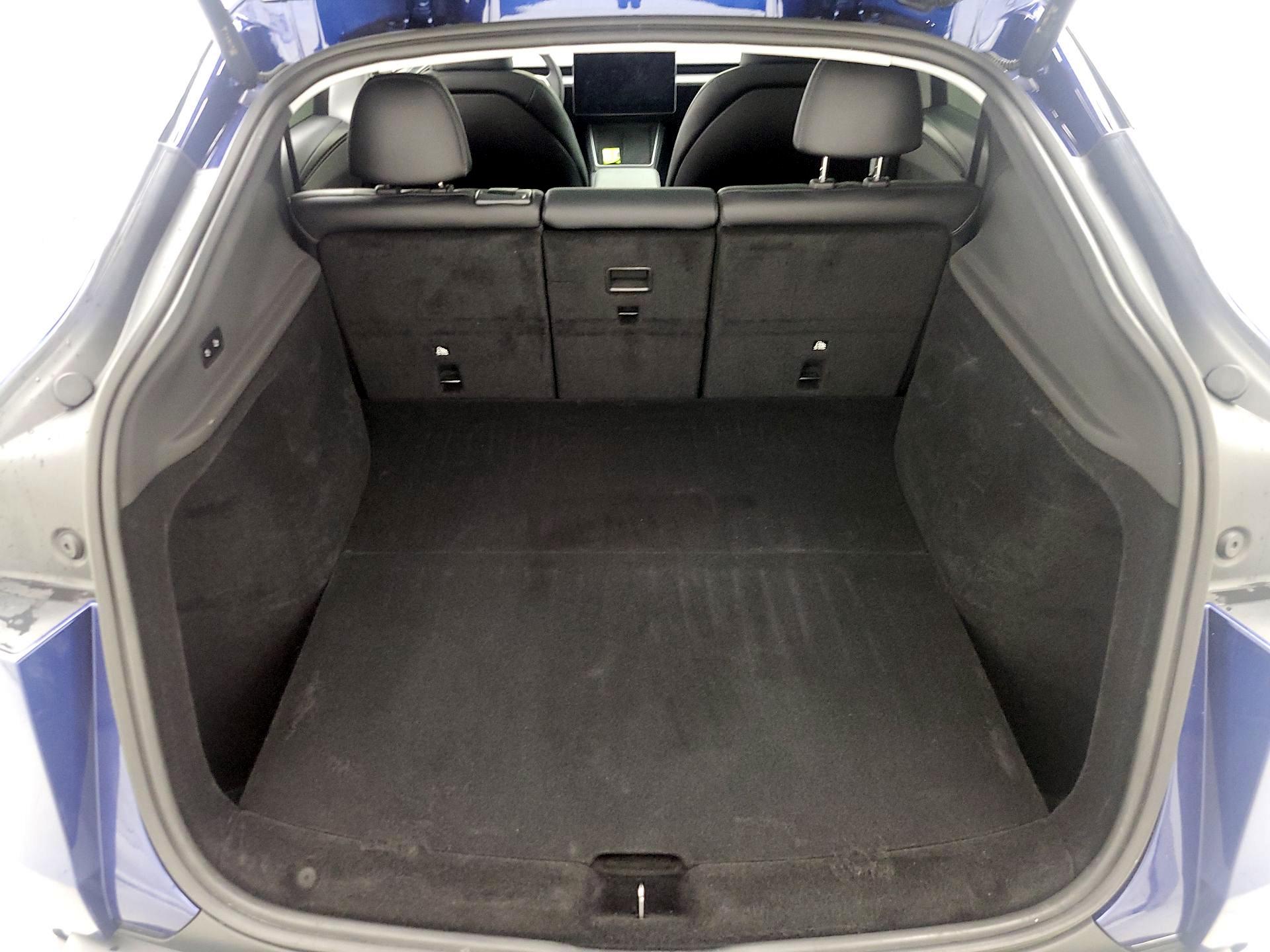 Thumbnail: 2026 Tesla Model Y - 19