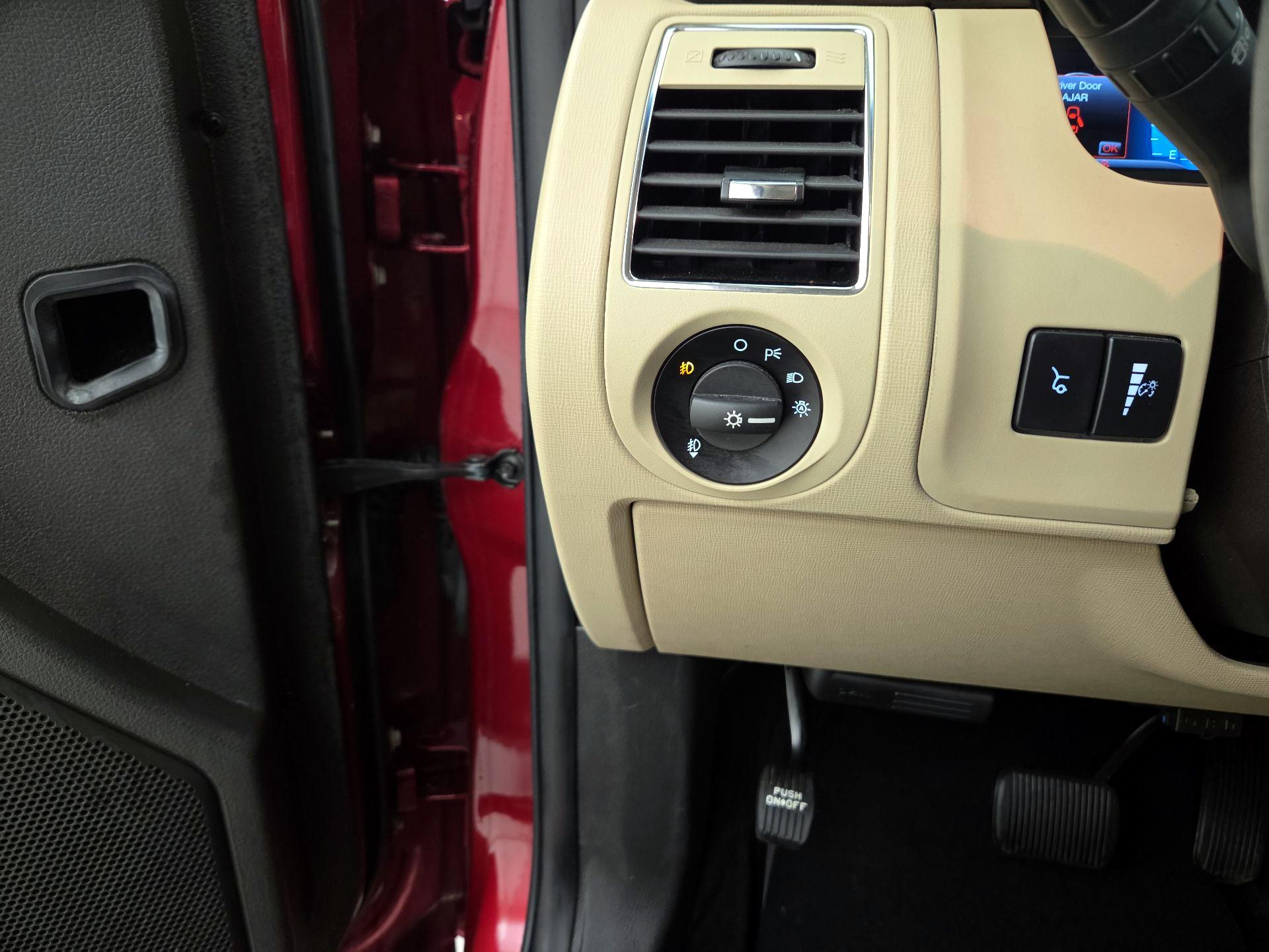 Thumbnail: 2019 Ford Flex - 13