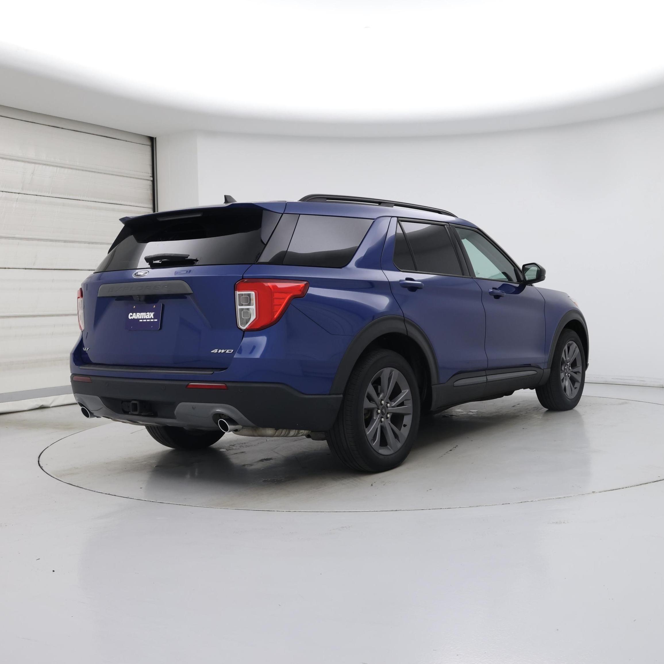 Thumbnail: 2022 Ford Explorer - 8