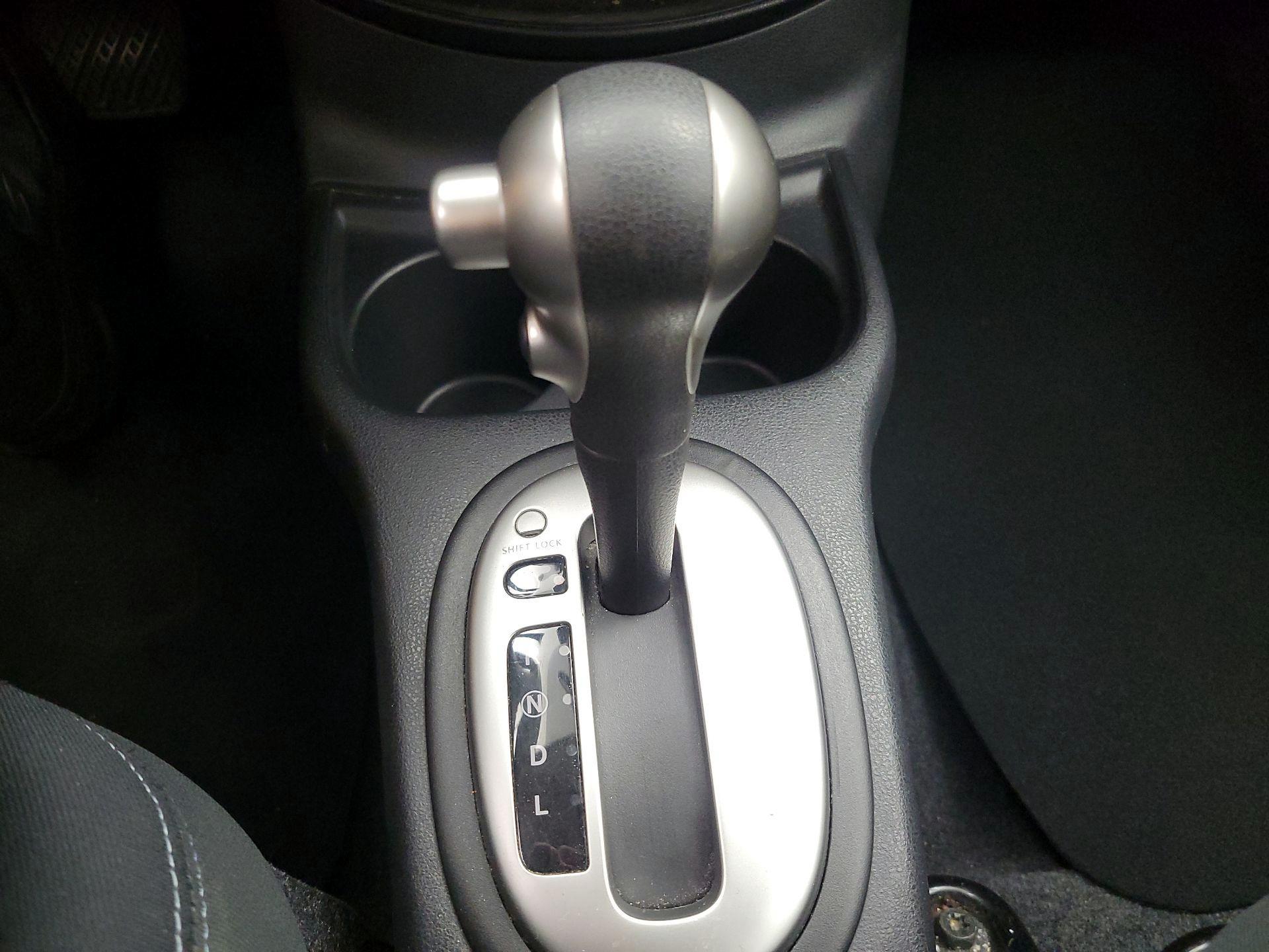 Thumbnail: 2015 Nissan Versa Note - 16