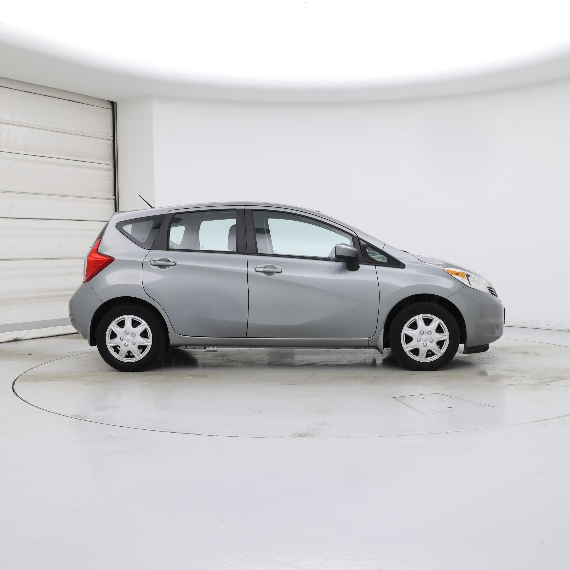 Thumbnail: 2015 Nissan Versa Note - 7