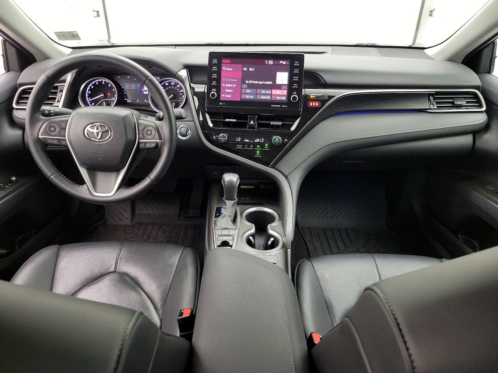 Apple CarPlay® & Android Auto™
