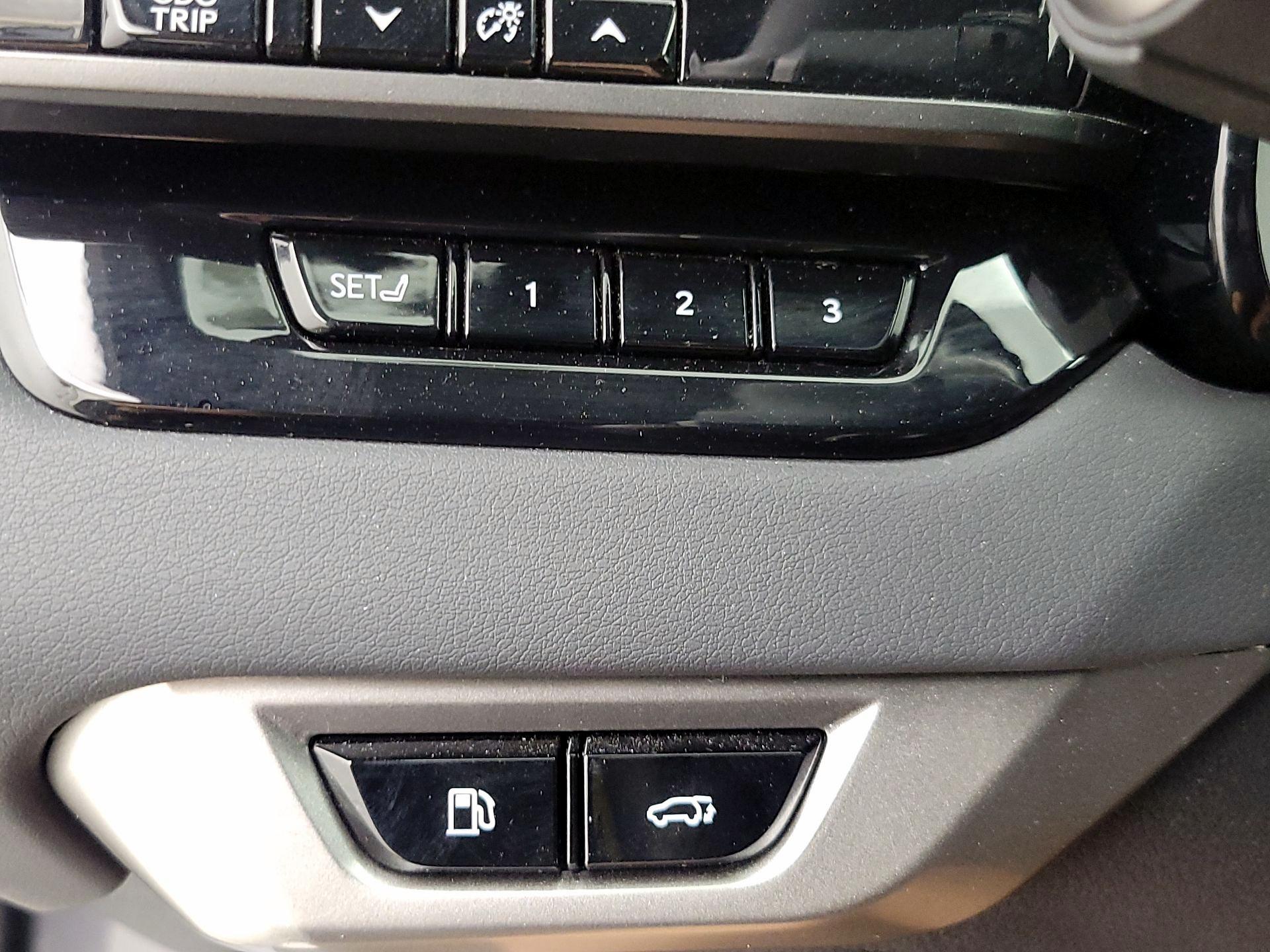 Thumbnail: 2023 Lexus RX - 13