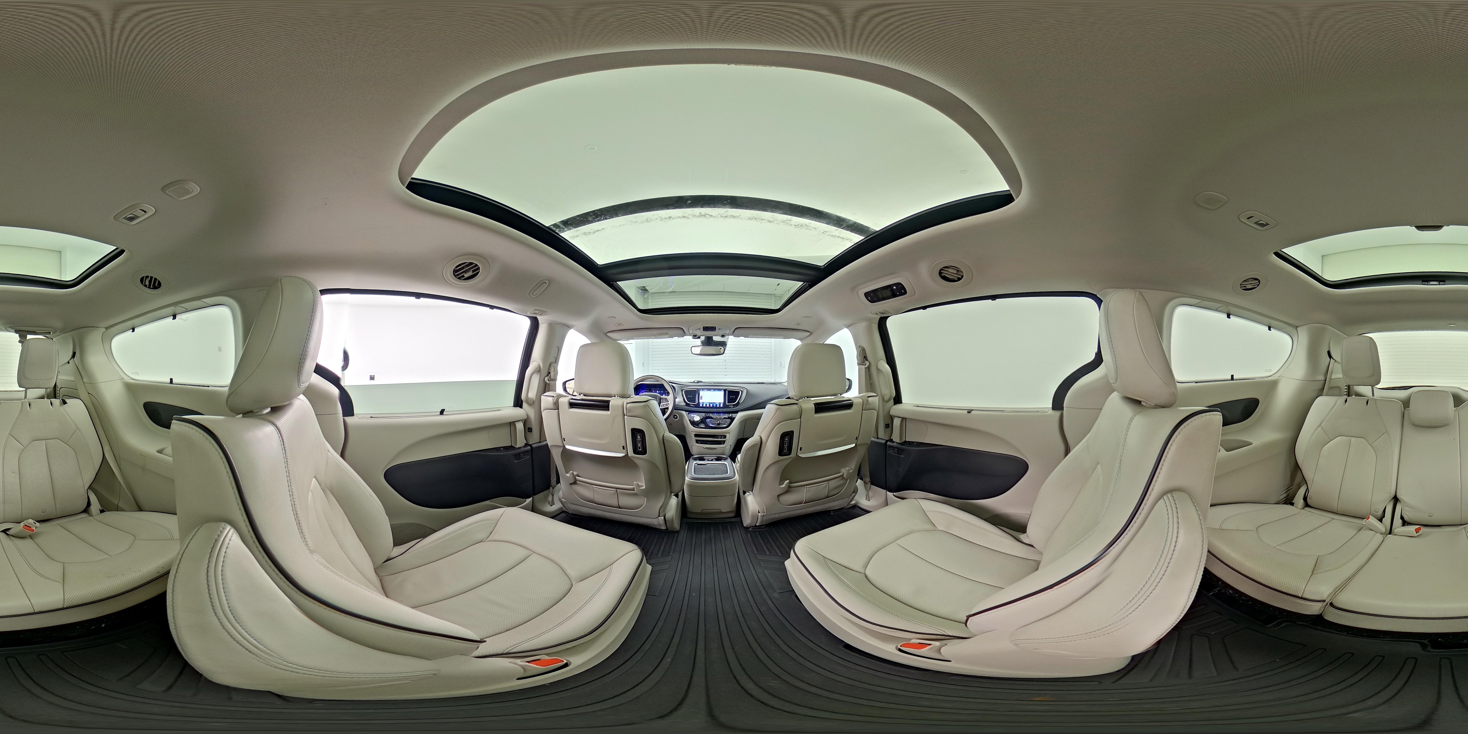 2018 Chrysler Pacifica Hybrid Limited - Photo 30