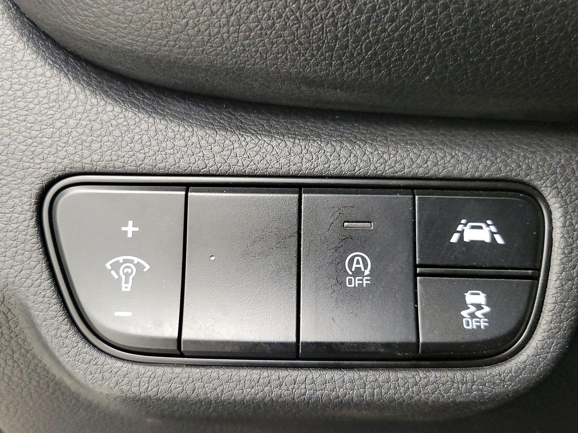 Thumbnail: 2021 Kia Seltos - 13