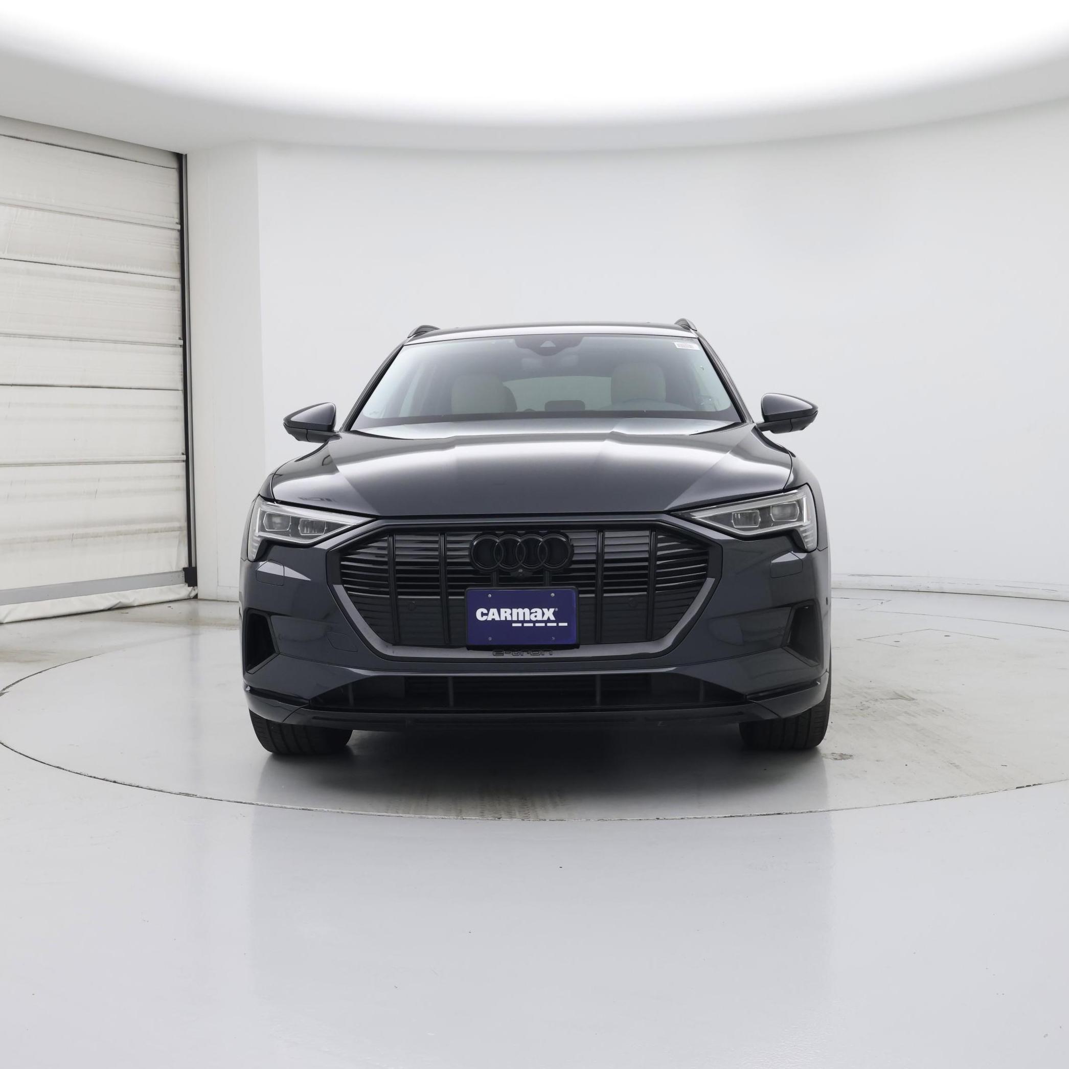 Thumbnail: 2022 Audi e-tron - 5