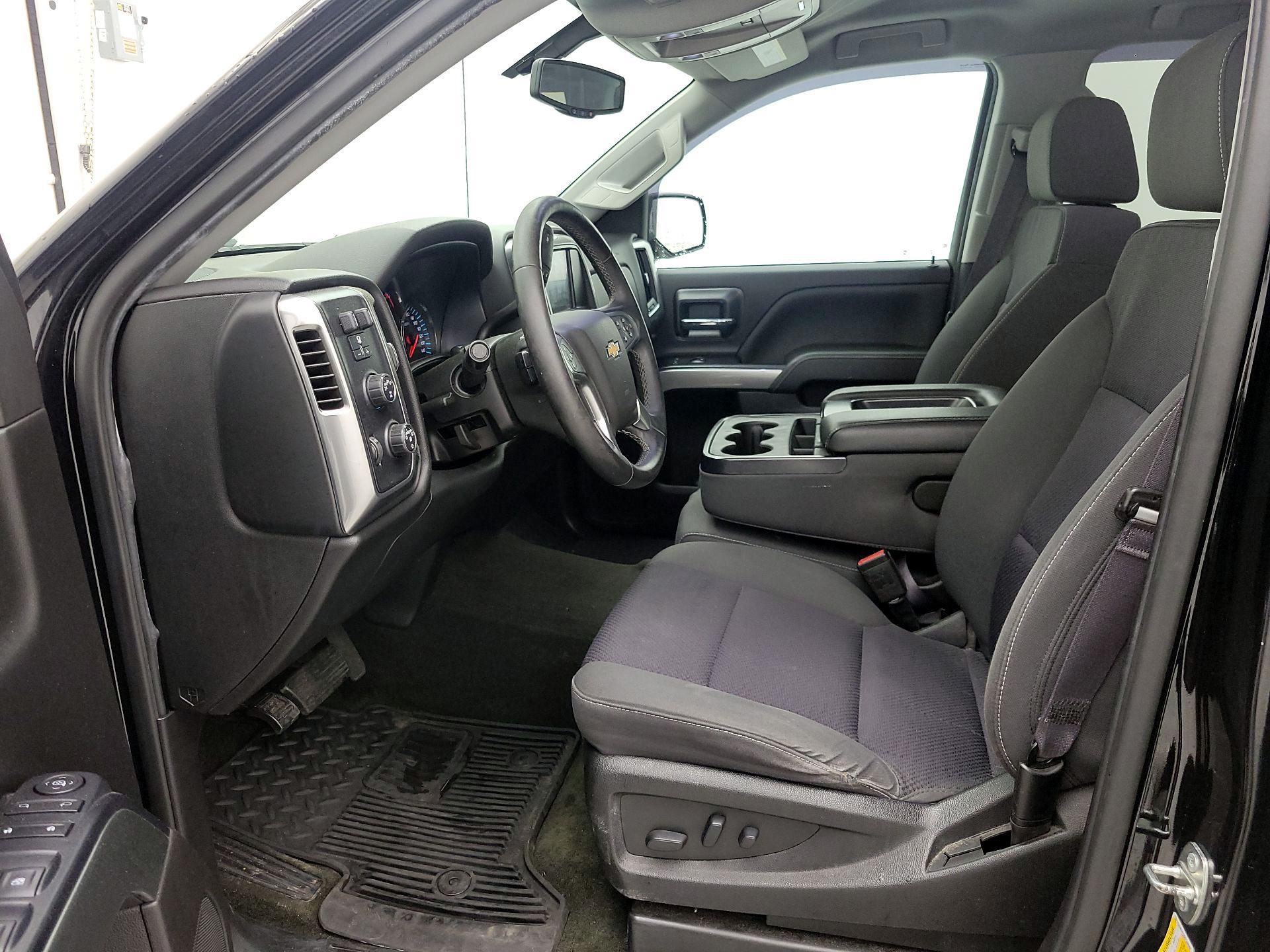 Thumbnail: 2017 Chevrolet Silverado 1500 - 11