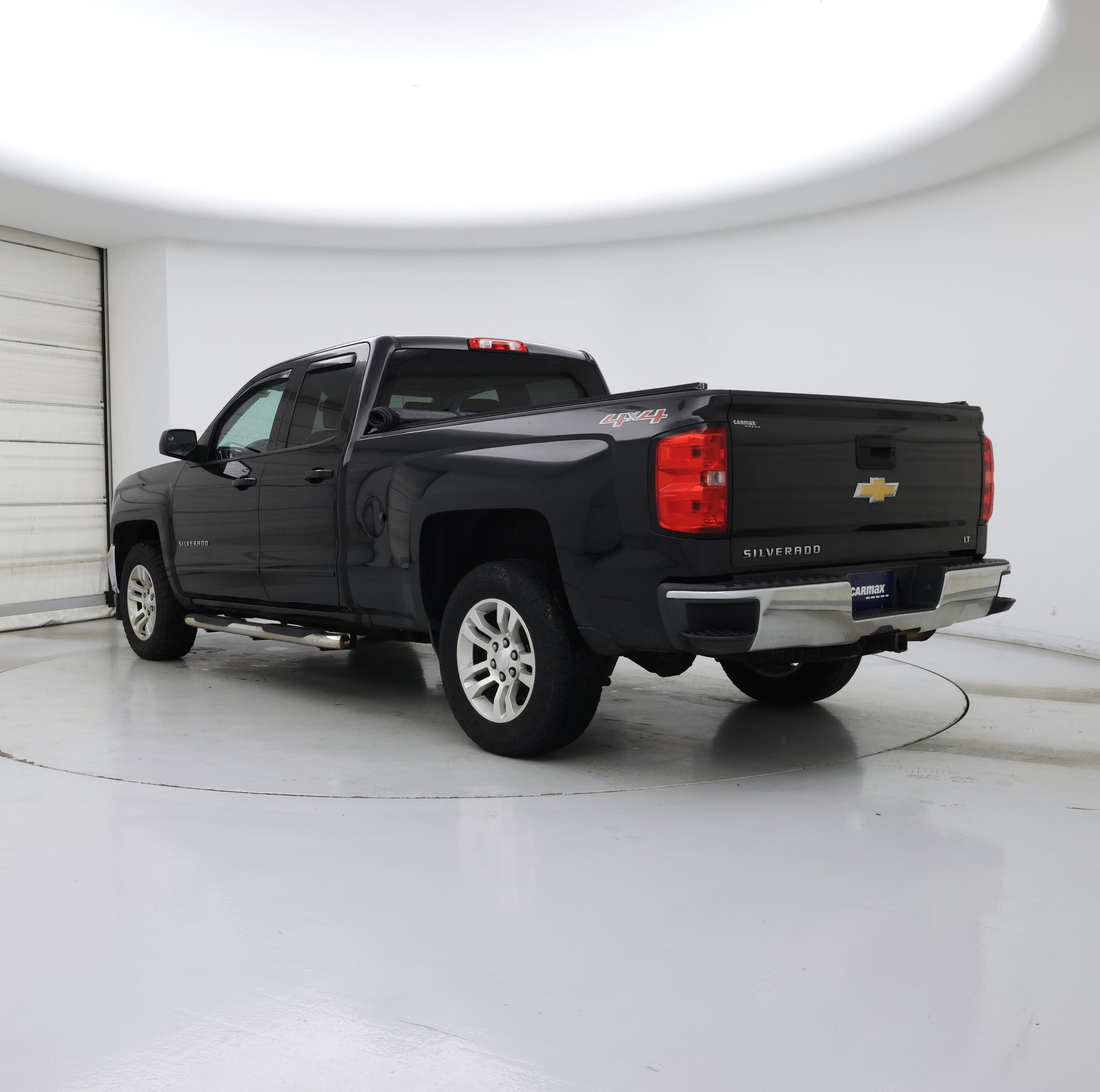 Thumbnail: 2017 Chevrolet Silverado 1500 - 2