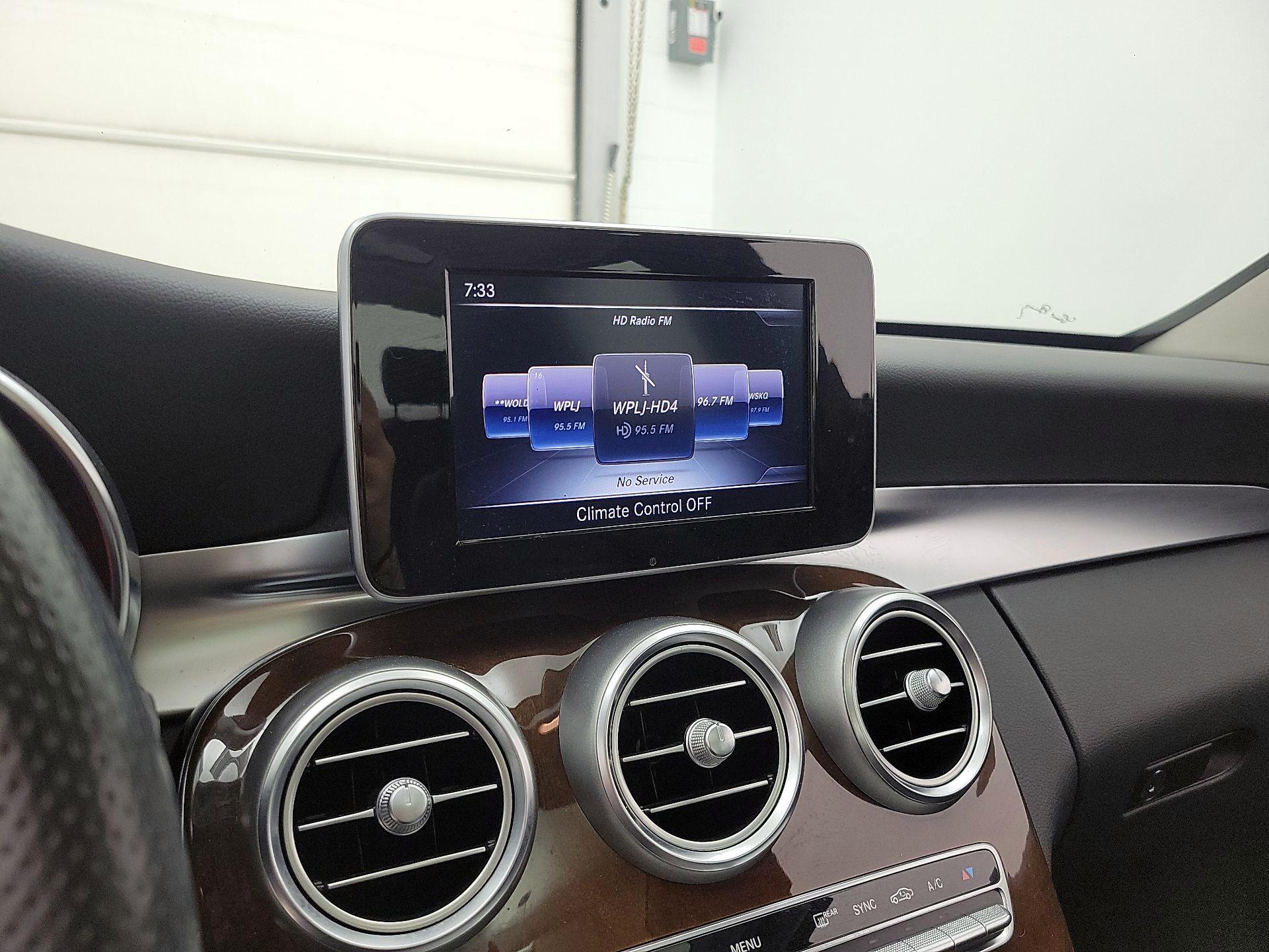 Thumbnail: 2017 Mercedes-Benz C-Class - 16