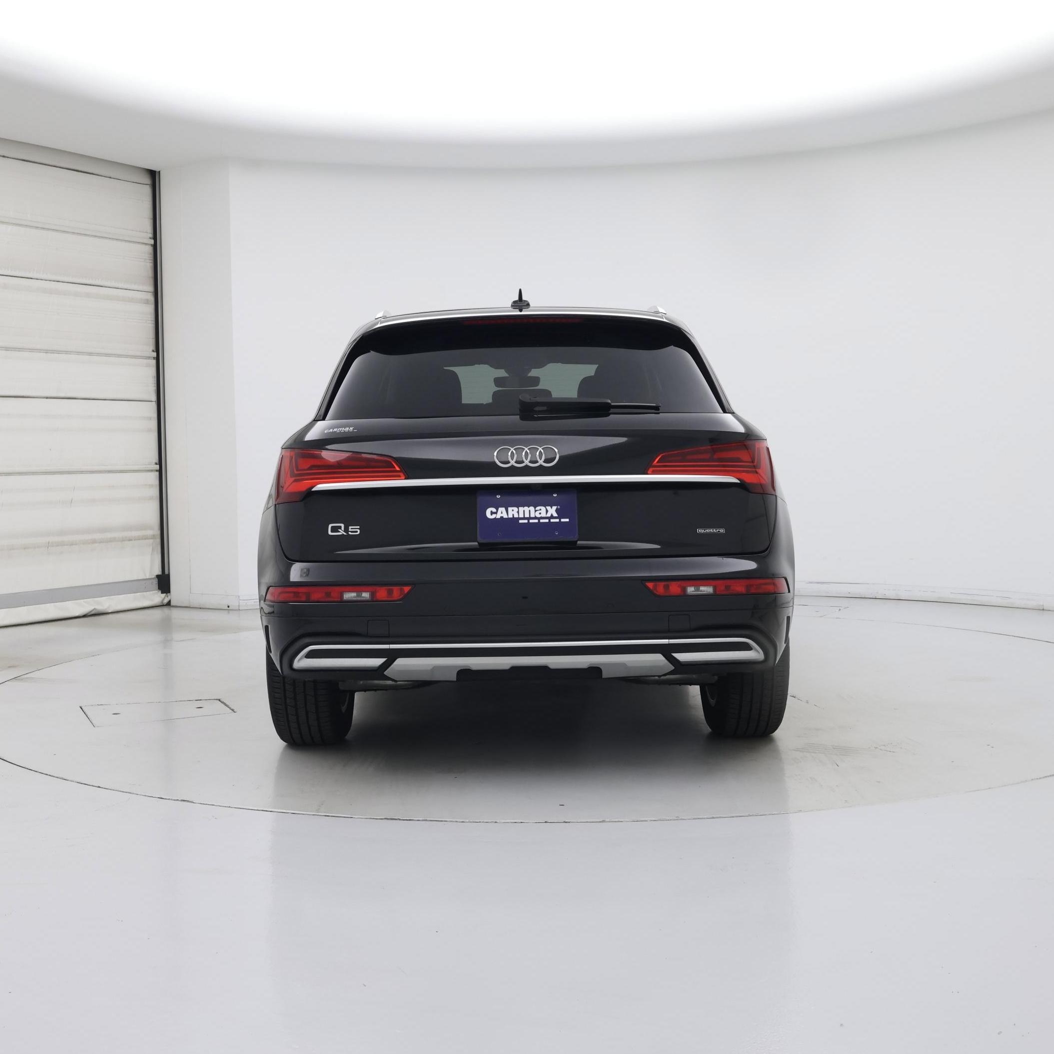 Thumbnail: 2023 Audi Q5 - 6