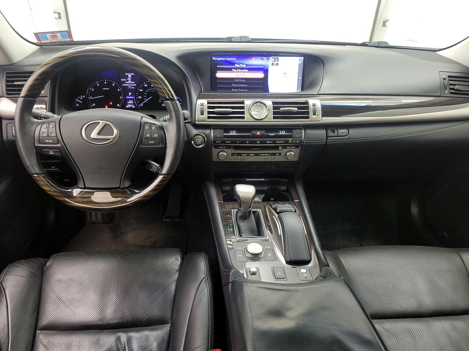 Thumbnail: 2016 Lexus LS - 9