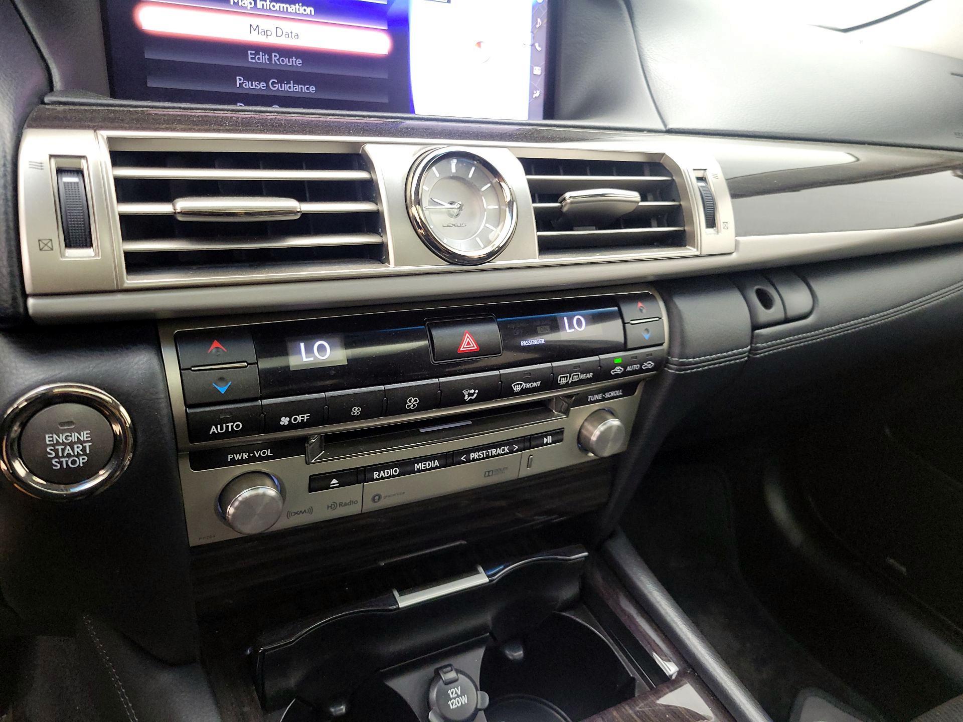 Thumbnail: 2016 Lexus LS - 17