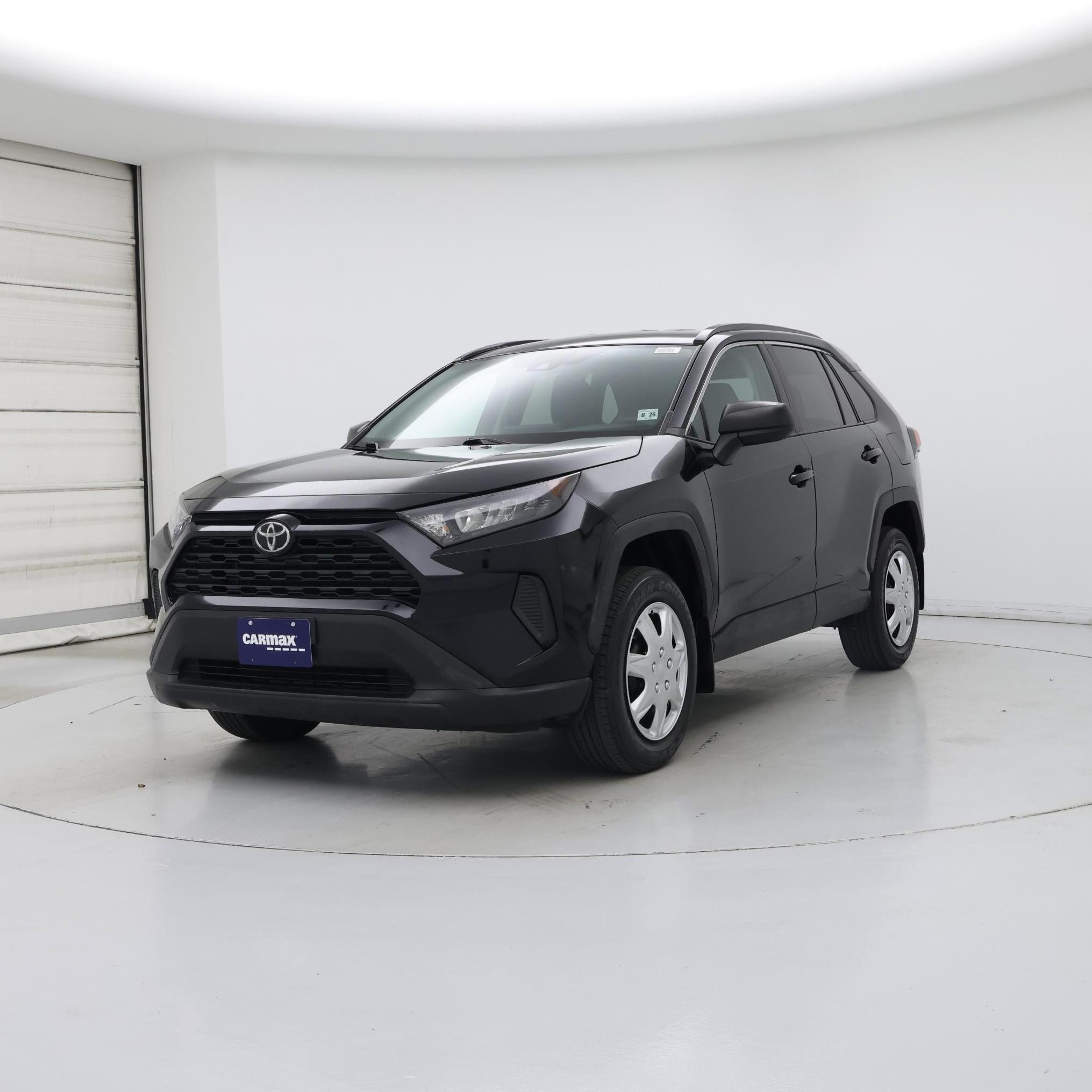 Thumbnail: 2021 Toyota RAV4 - 4