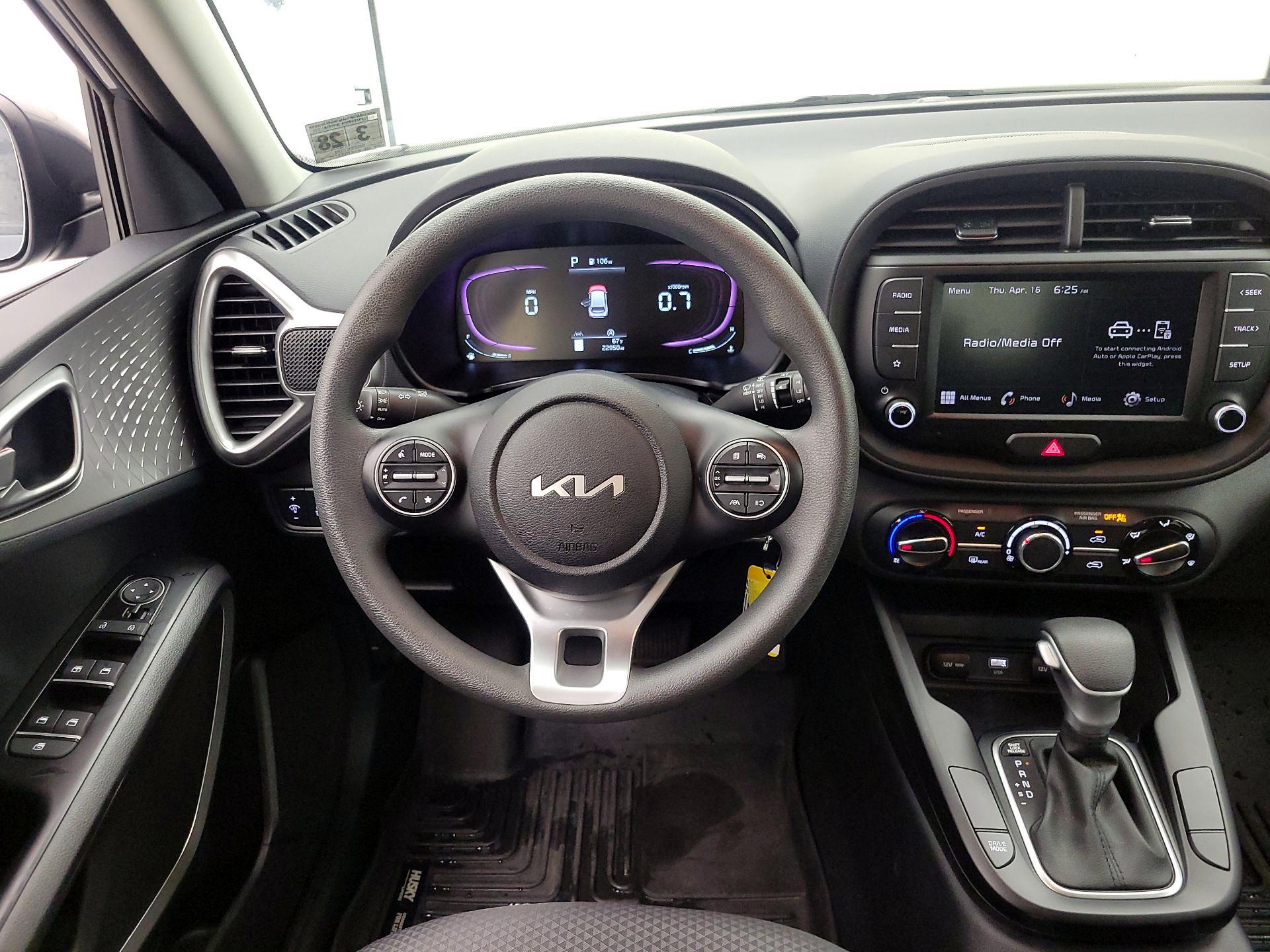 Thumbnail: 2023 Kia Soul - 10