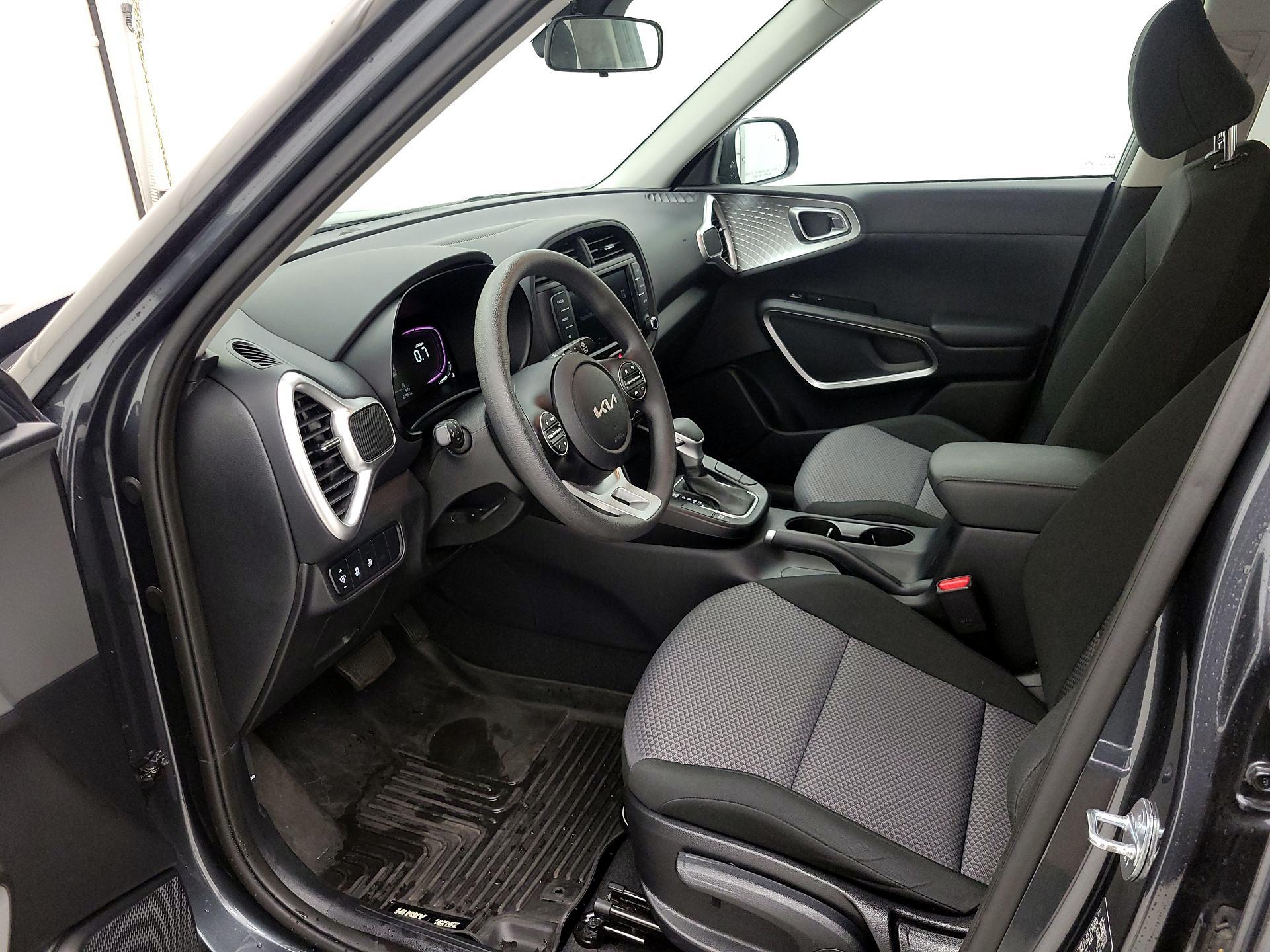 Thumbnail: 2023 Kia Soul - 11