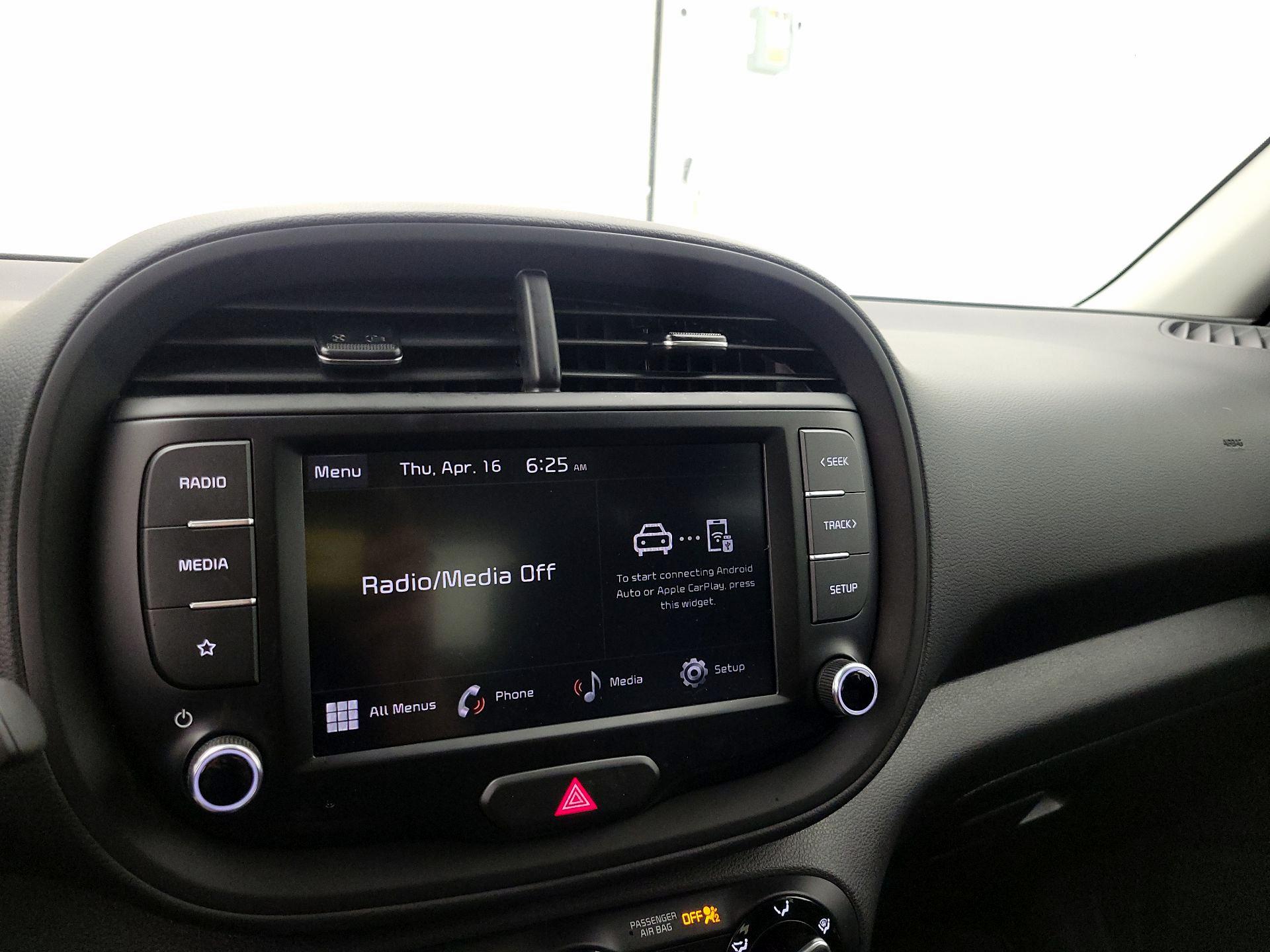 Thumbnail: 2023 Kia Soul - 16