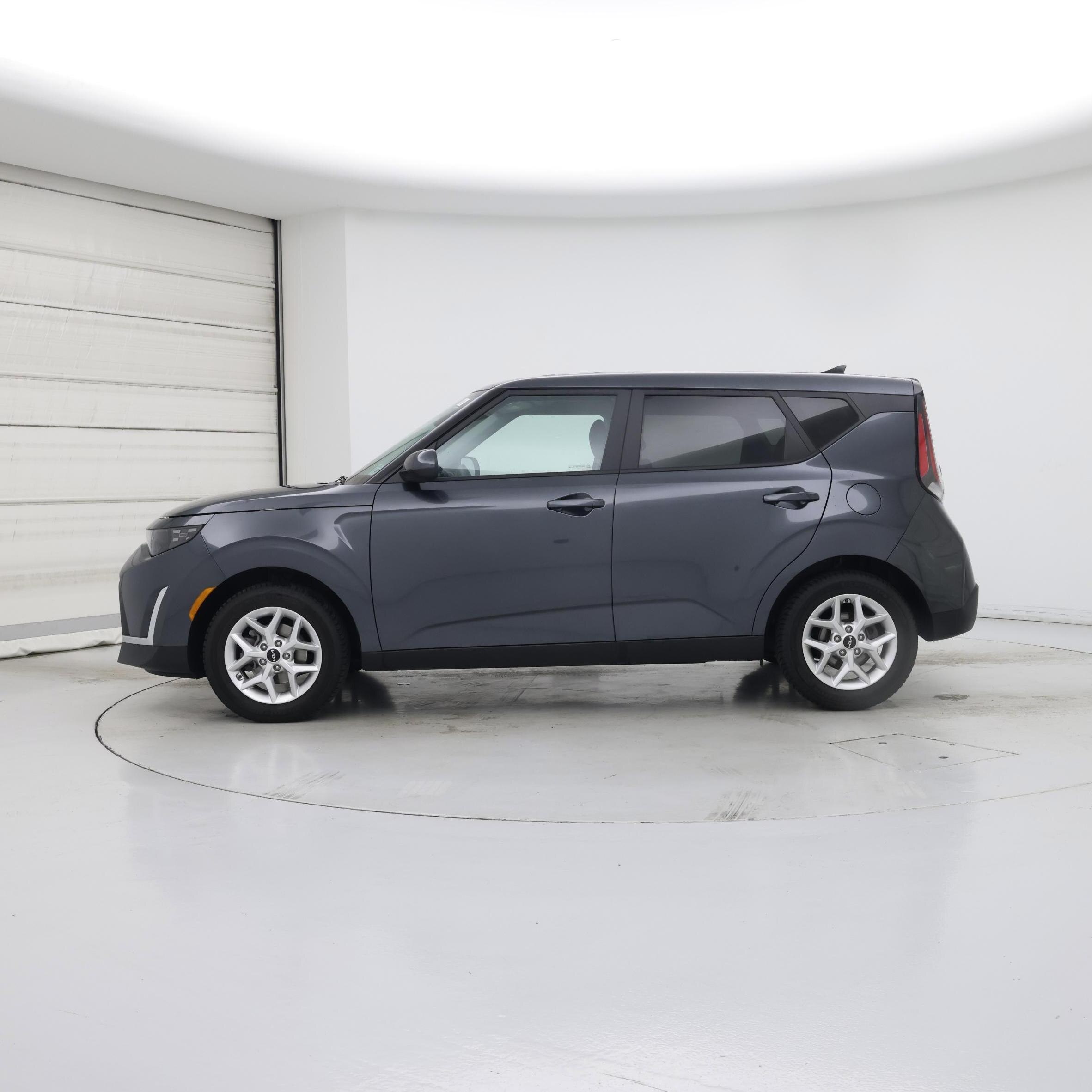 Thumbnail: 2023 Kia Soul - 3