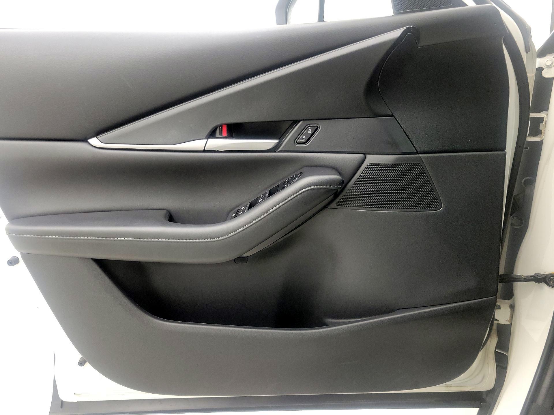 Thumbnail: 2022 Mazda CX-30 - 12