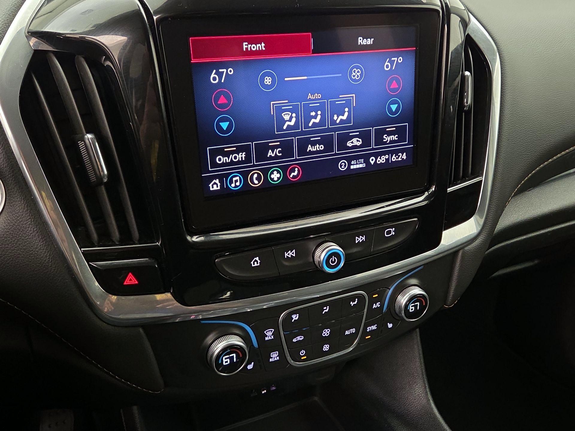 Thumbnail: 2020 Chevrolet Traverse - 16