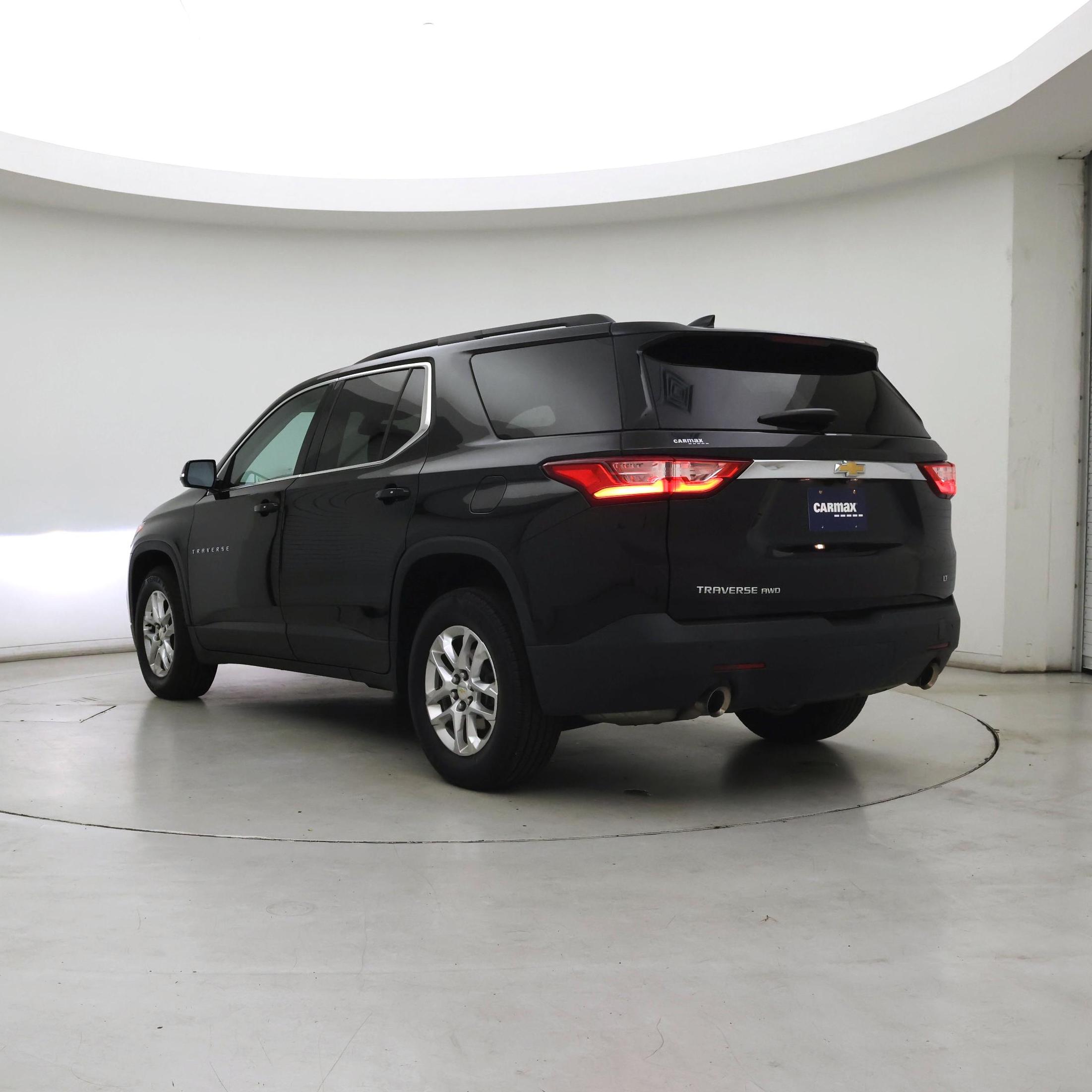 Thumbnail: 2020 Chevrolet Traverse - 2